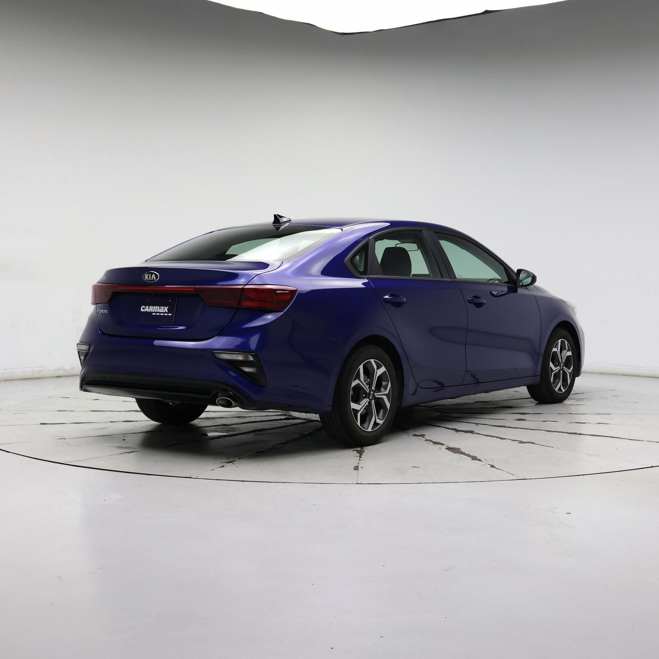 Thumbnail: 2020 Kia Forte - 8
