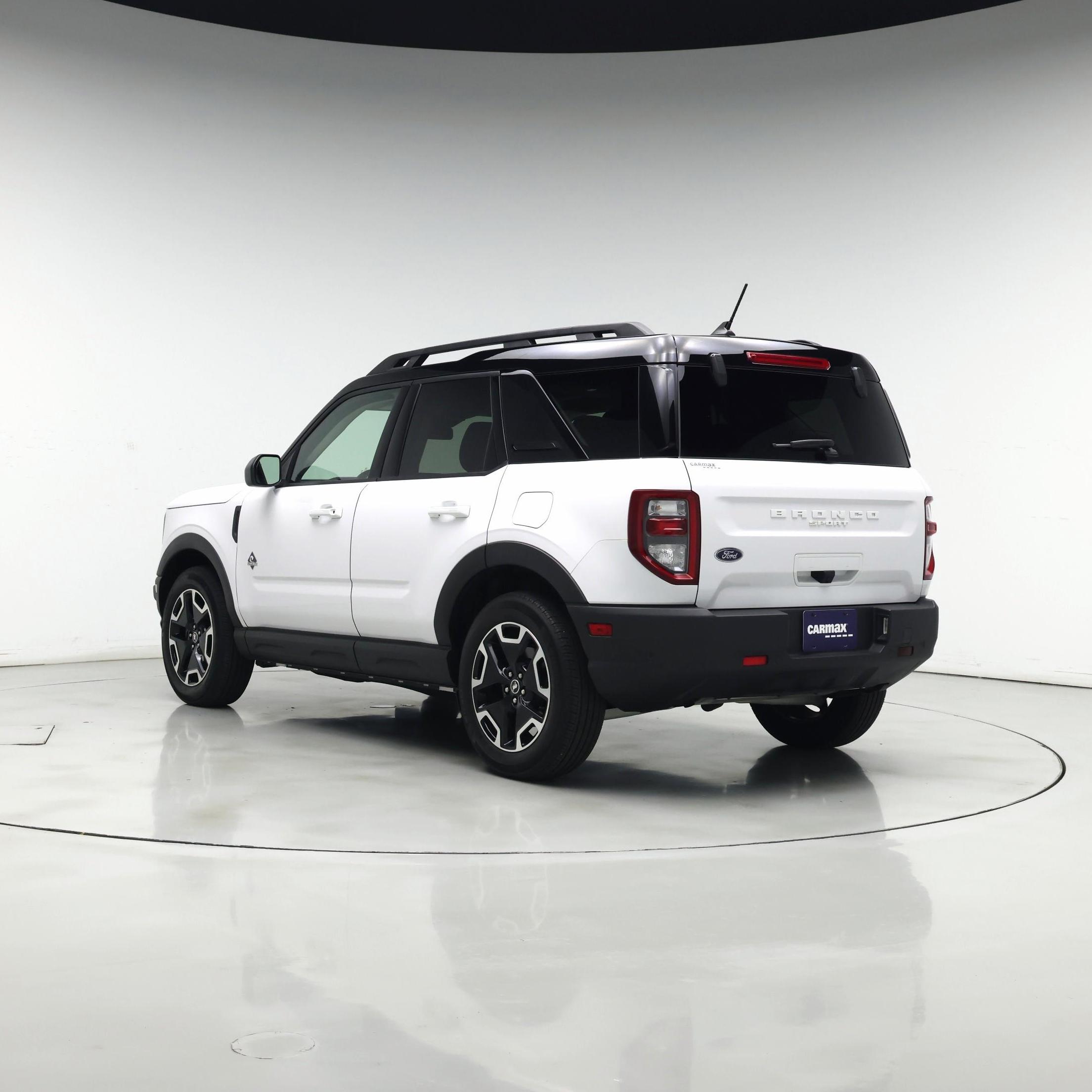 Thumbnail: 2022 Ford Bronco Sport - 2