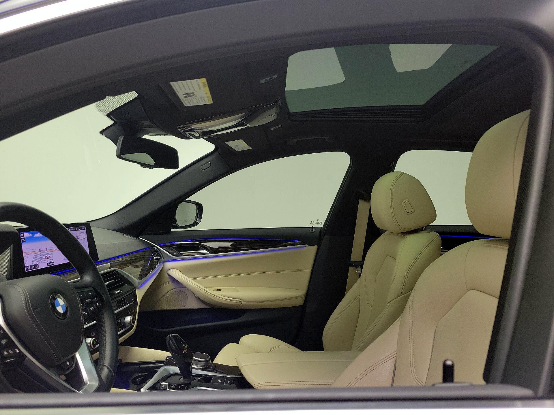 Thumbnail: 2020 BMW 5 Series - 20