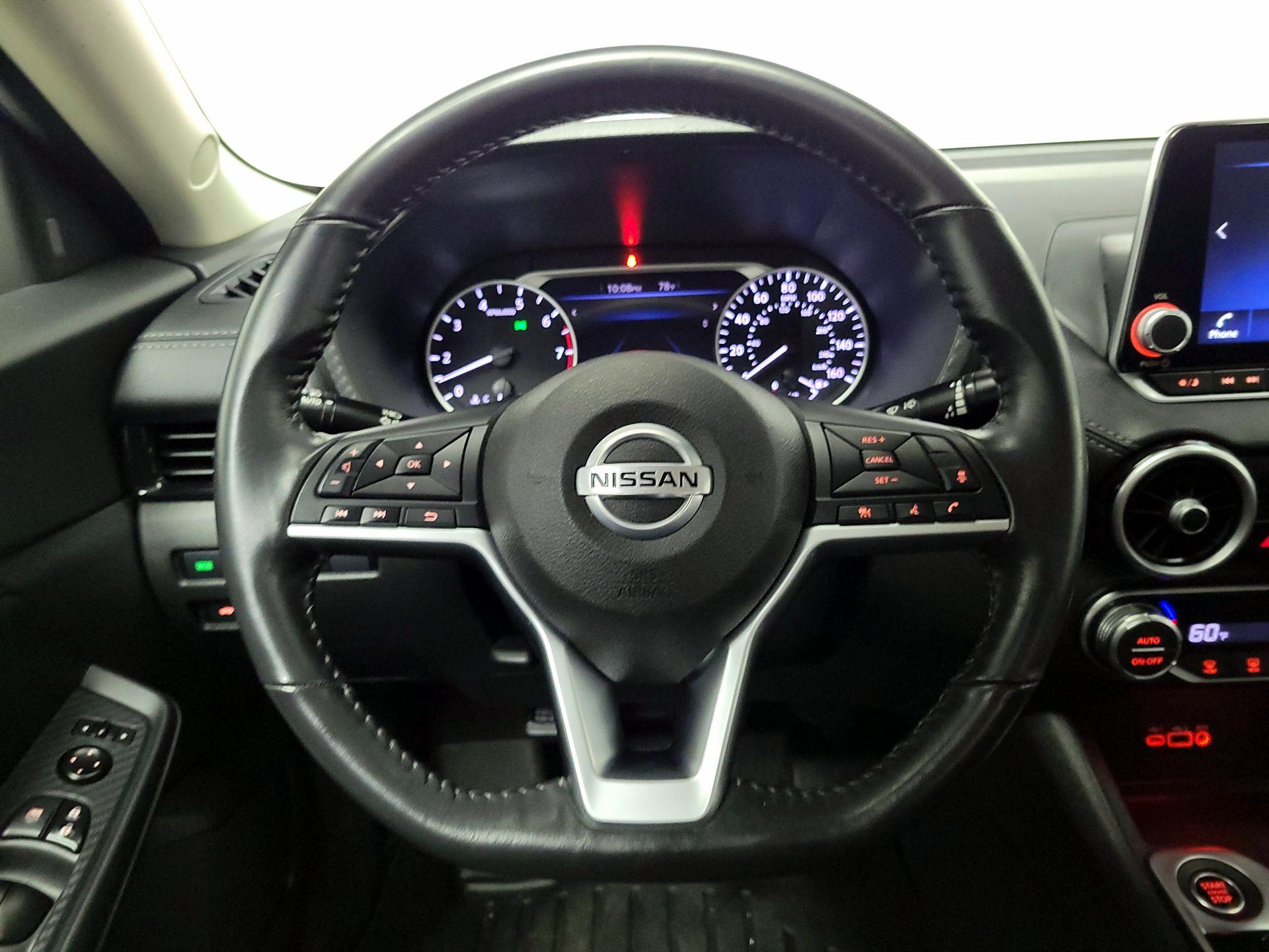 Thumbnail: 2021 Nissan Sentra - 10