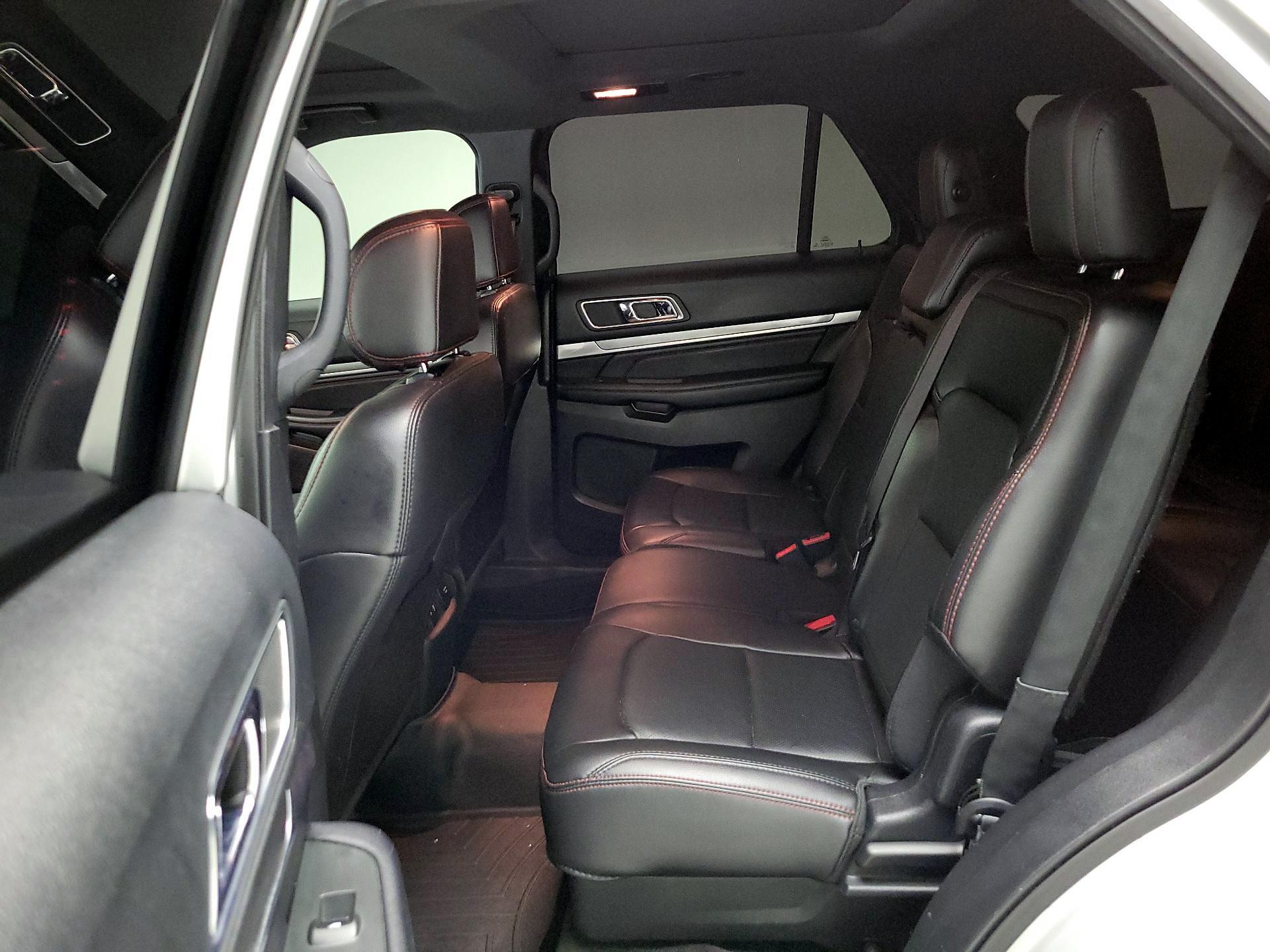 Thumbnail: 2017 Ford Explorer - 20