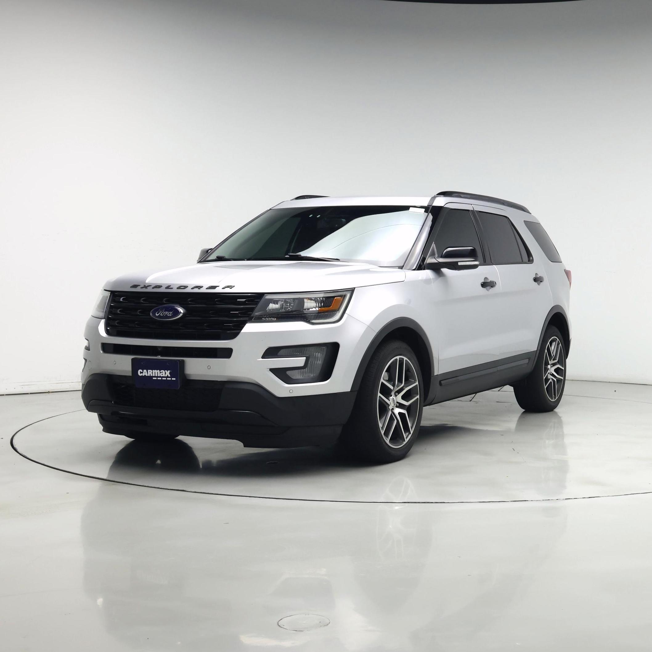Thumbnail: 2017 Ford Explorer - 4