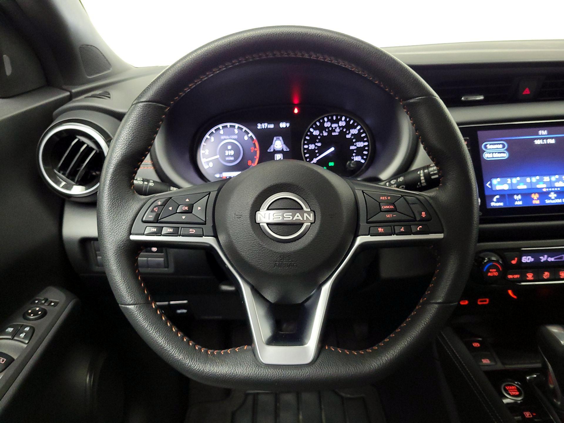Thumbnail: 2023 Nissan Kicks - 10