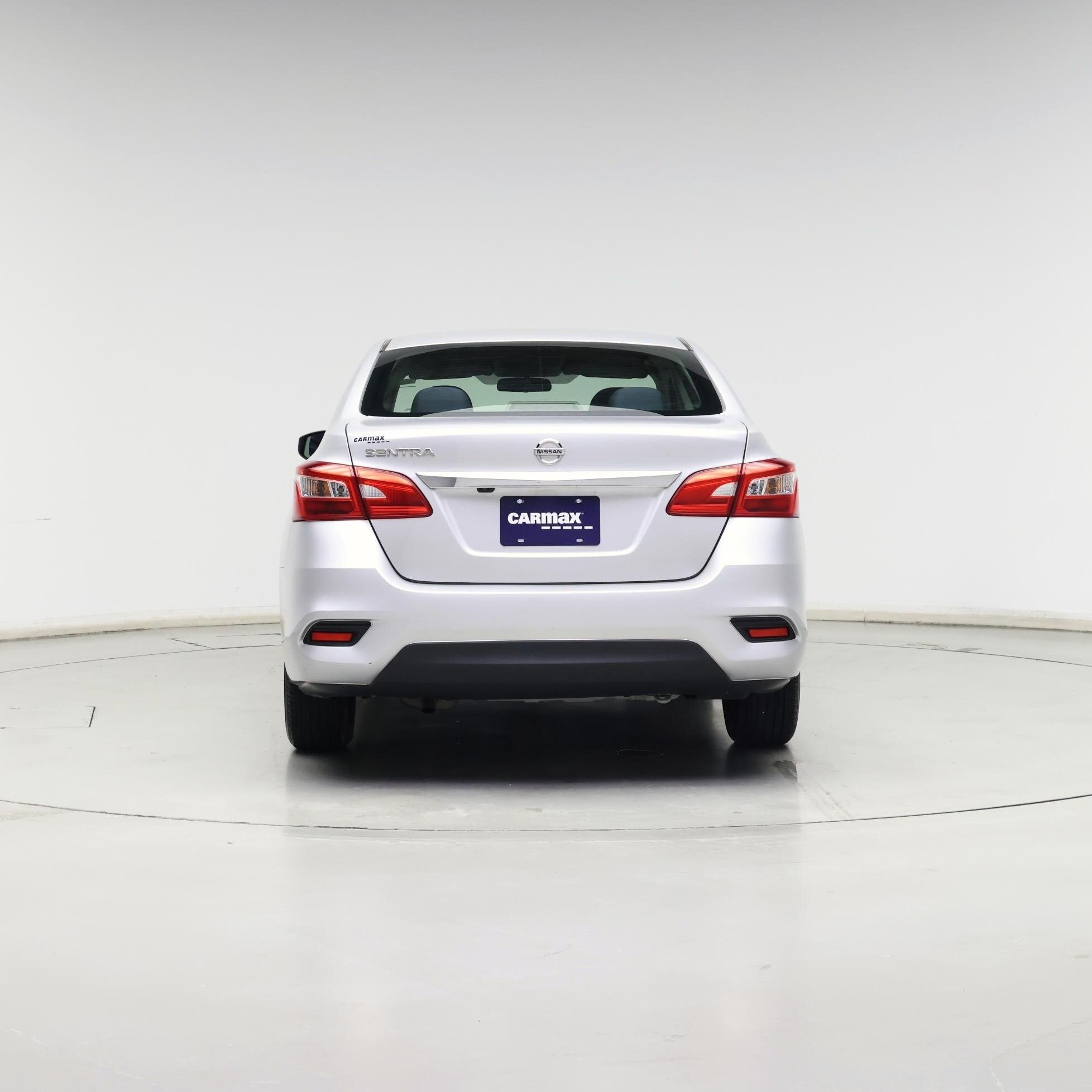 Thumbnail: 2019 Nissan Sentra - 6