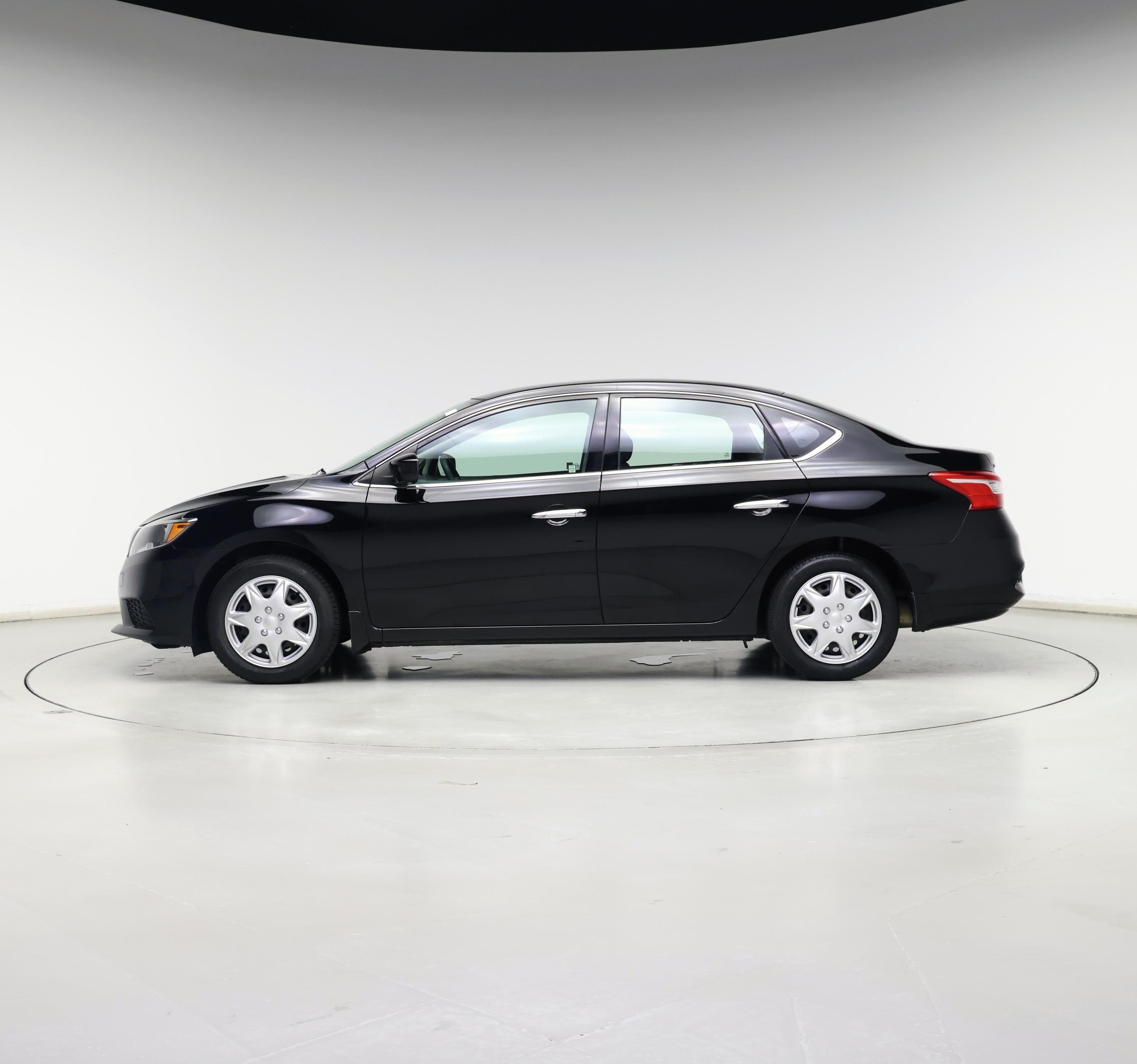 Thumbnail: 2019 Nissan Sentra - 3