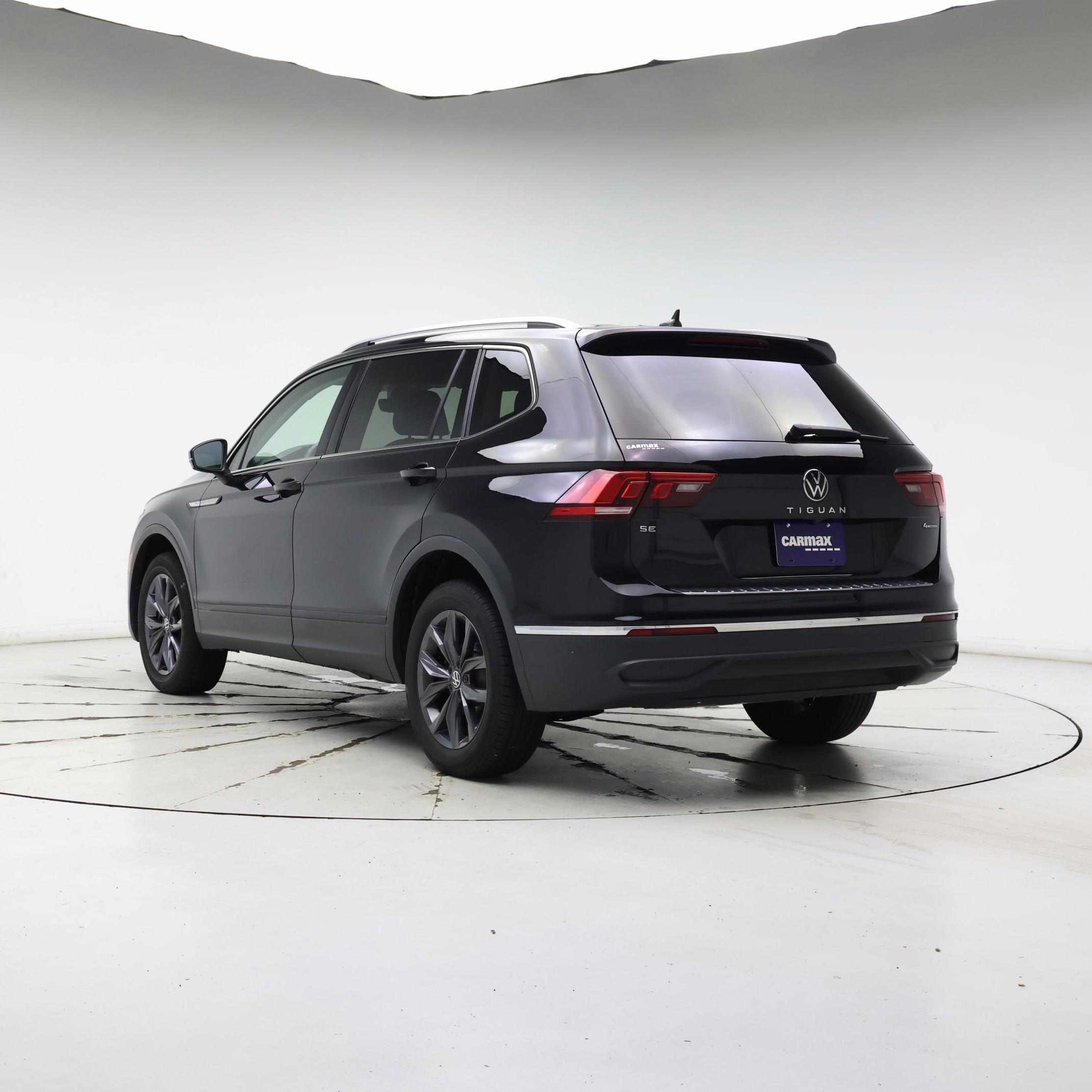 Thumbnail: 2022 Volkswagen Tiguan - 2