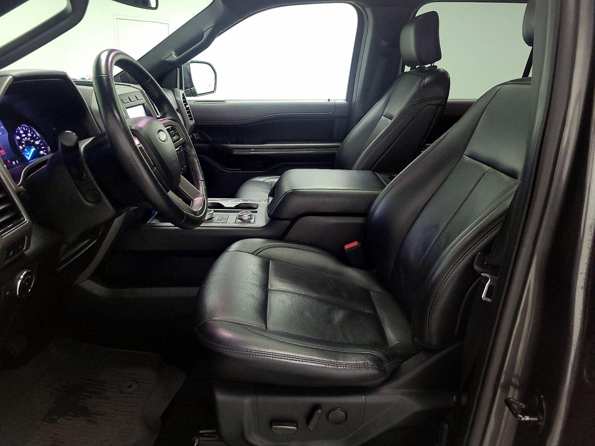 Thumbnail: 2020 Ford Expedition - 11