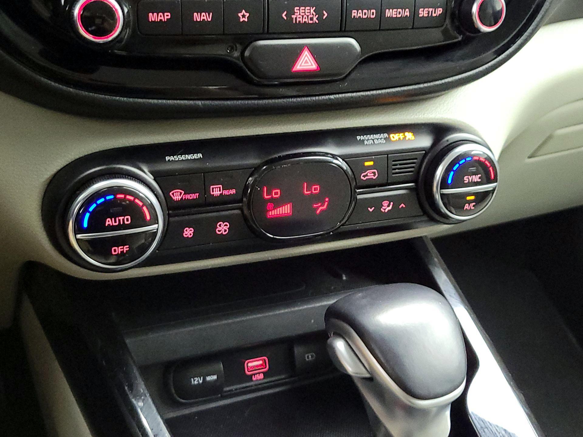 Thumbnail: 2020 Kia Soul - 17
