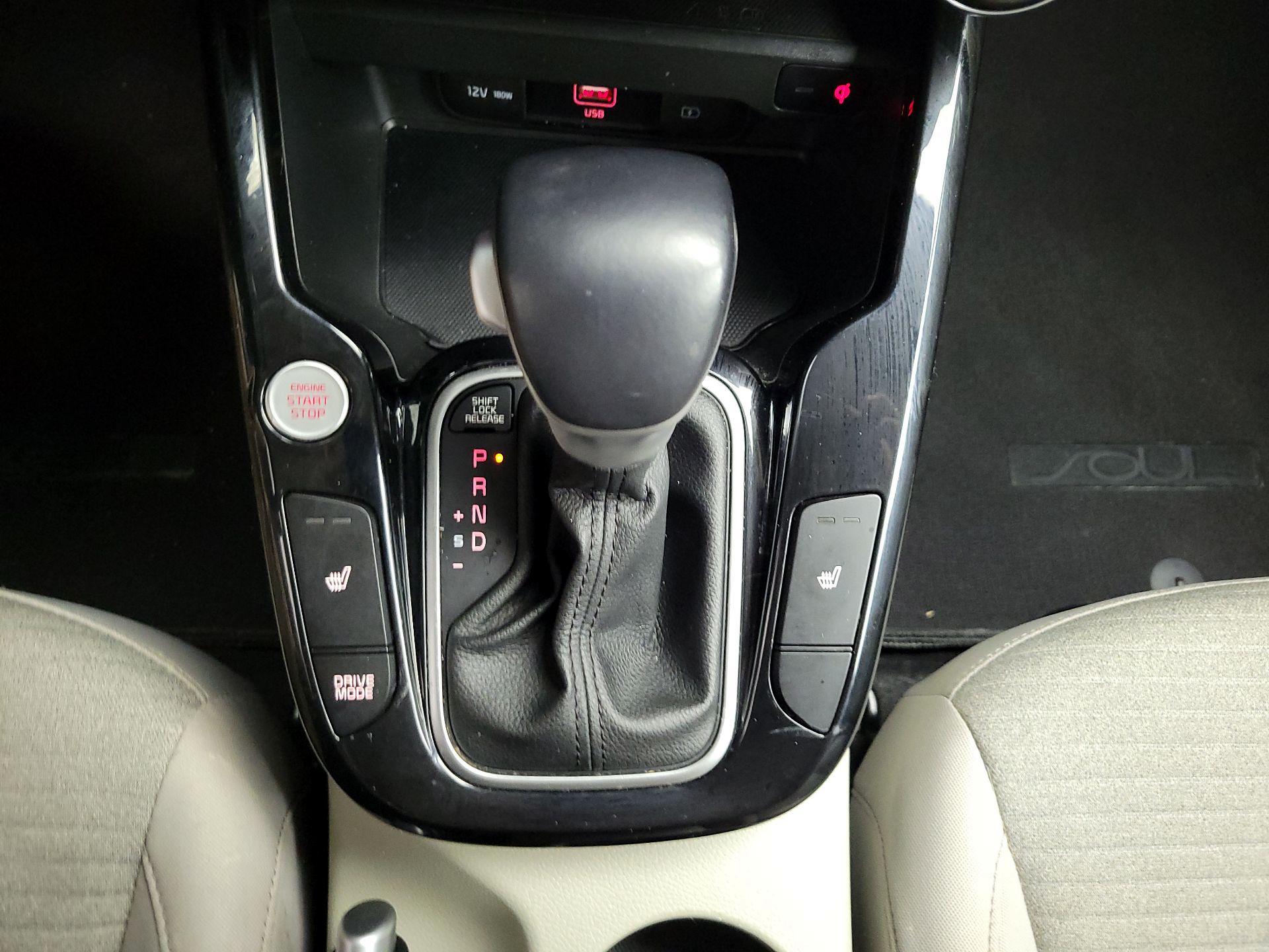 Thumbnail: 2020 Kia Soul - 18