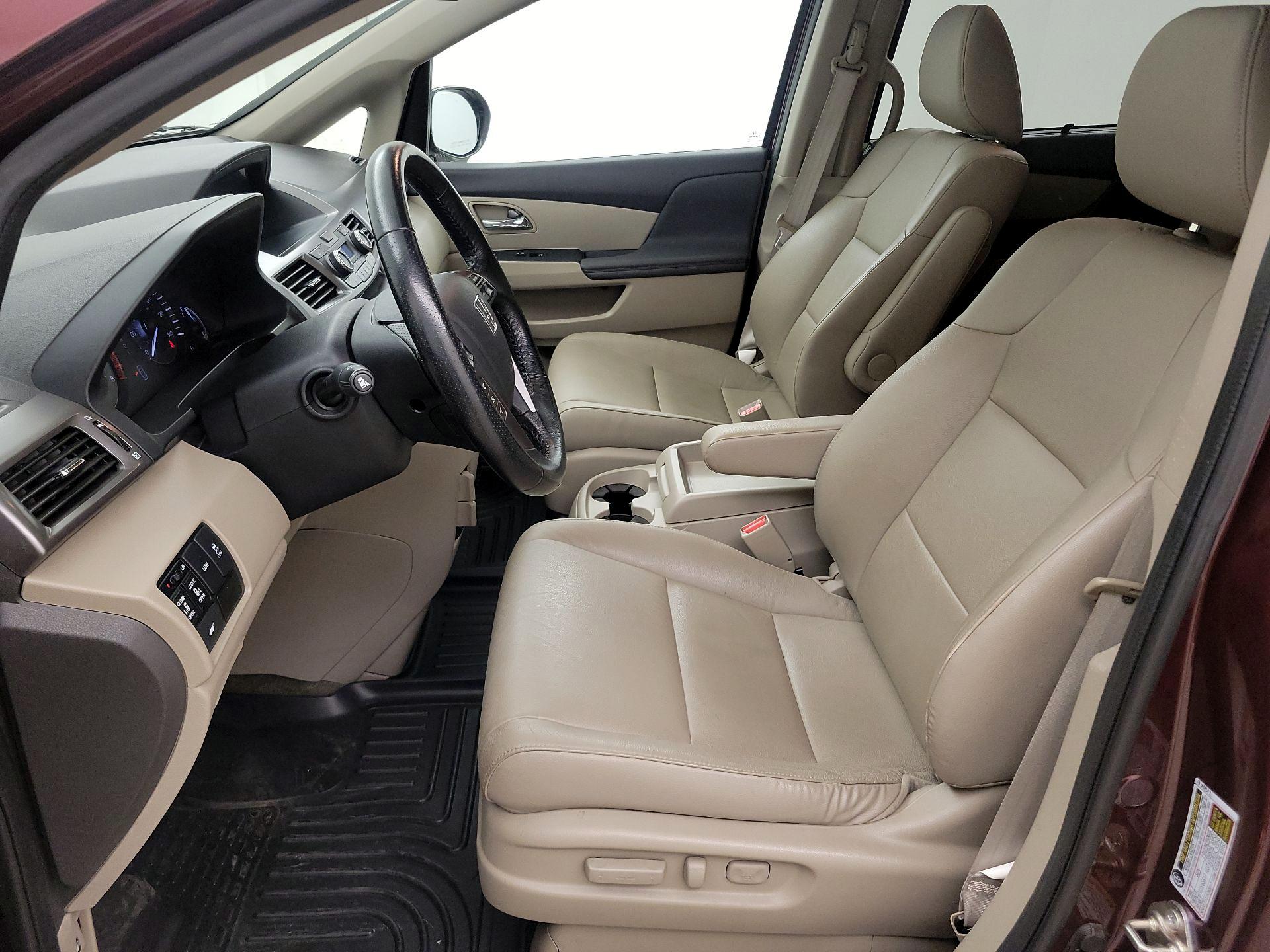 Thumbnail: 2015 Honda Odyssey - 11