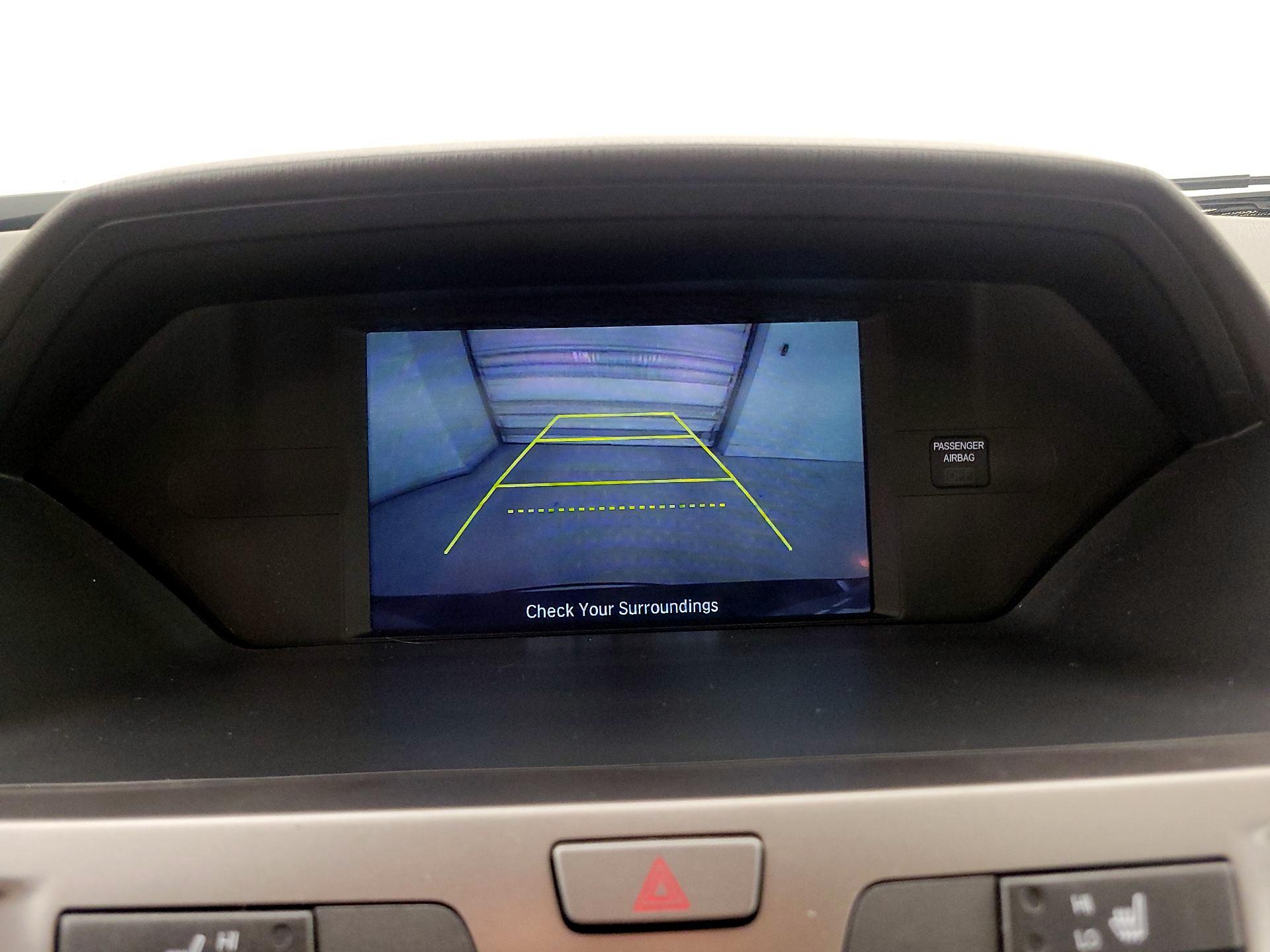 Thumbnail: 2015 Honda Odyssey - 14