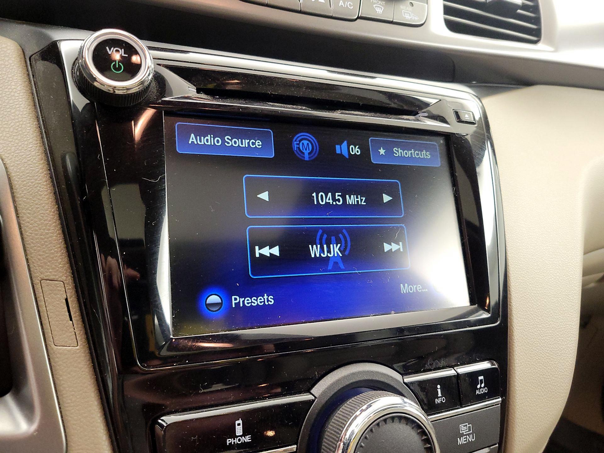 Thumbnail: 2015 Honda Odyssey - 15
