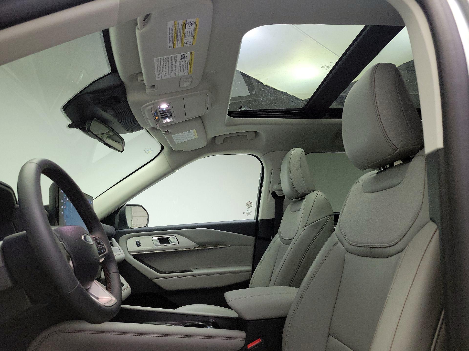 Thumbnail: 2025 Ford Explorer - 20