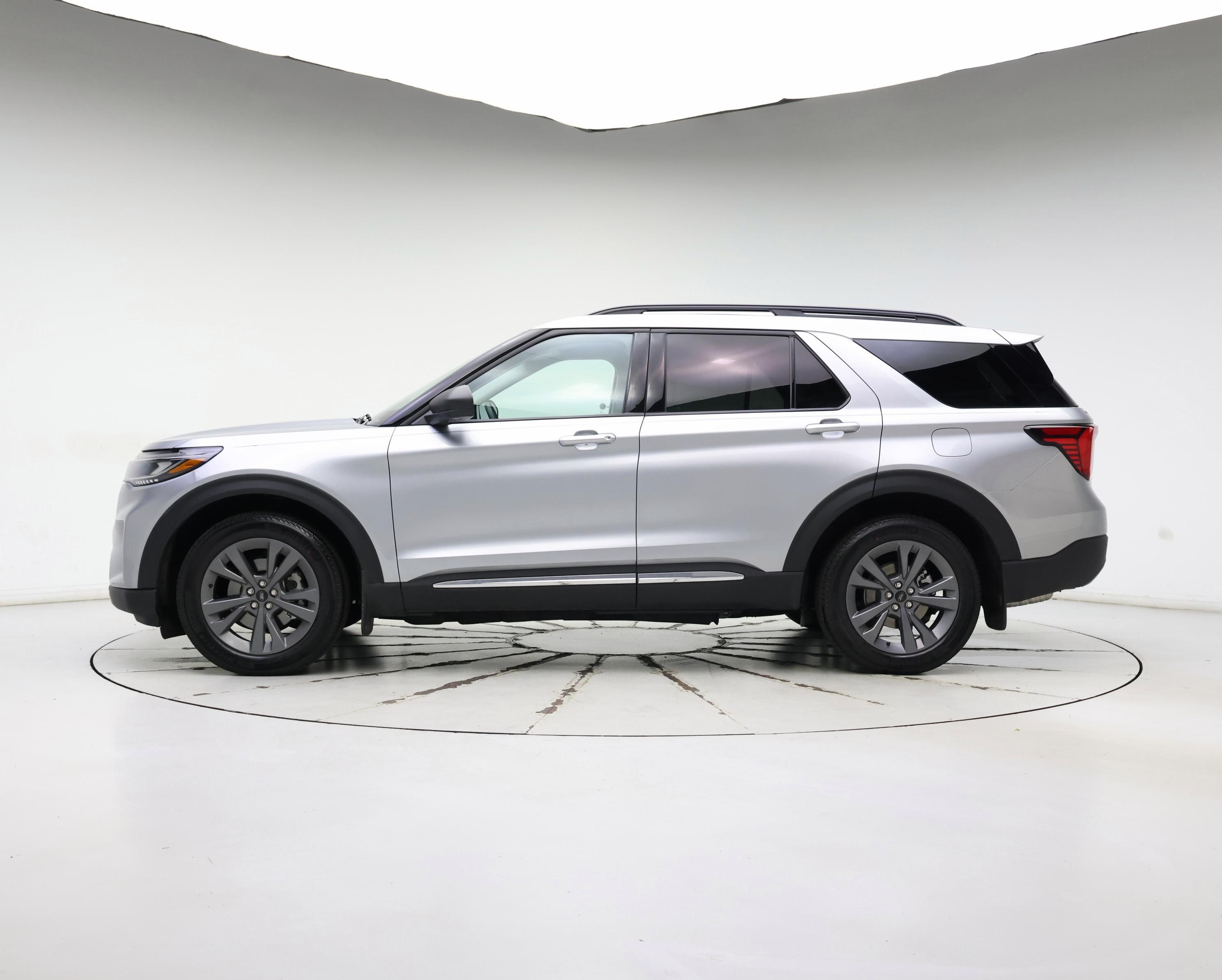Thumbnail: 2025 Ford Explorer - 3