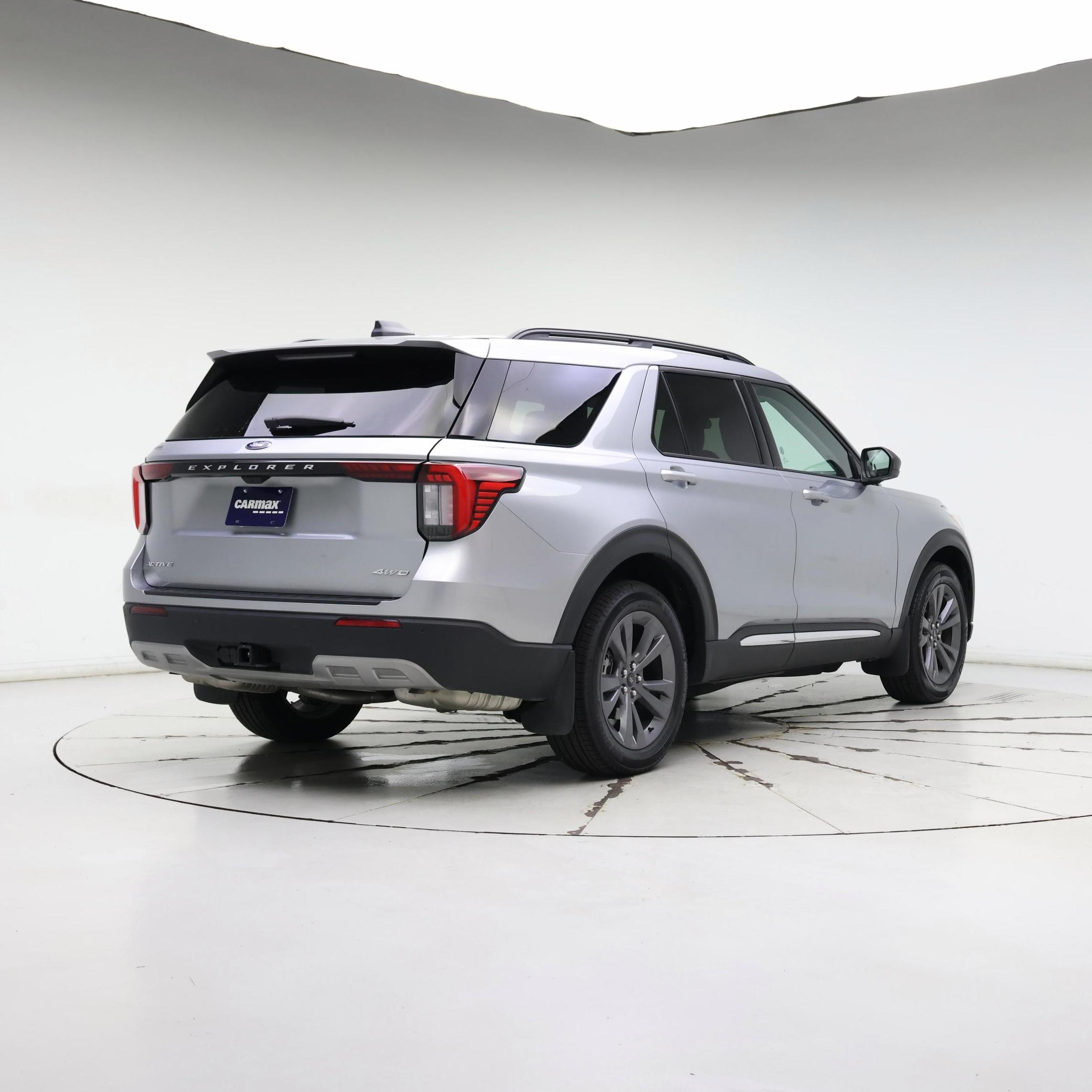 Thumbnail: 2025 Ford Explorer - 8