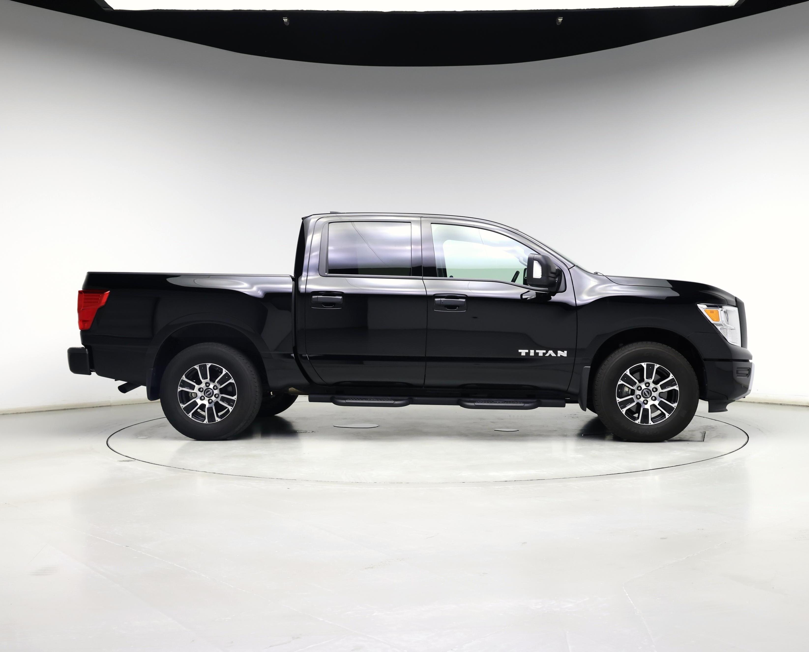 Thumbnail: 2024 Nissan Titan - 7