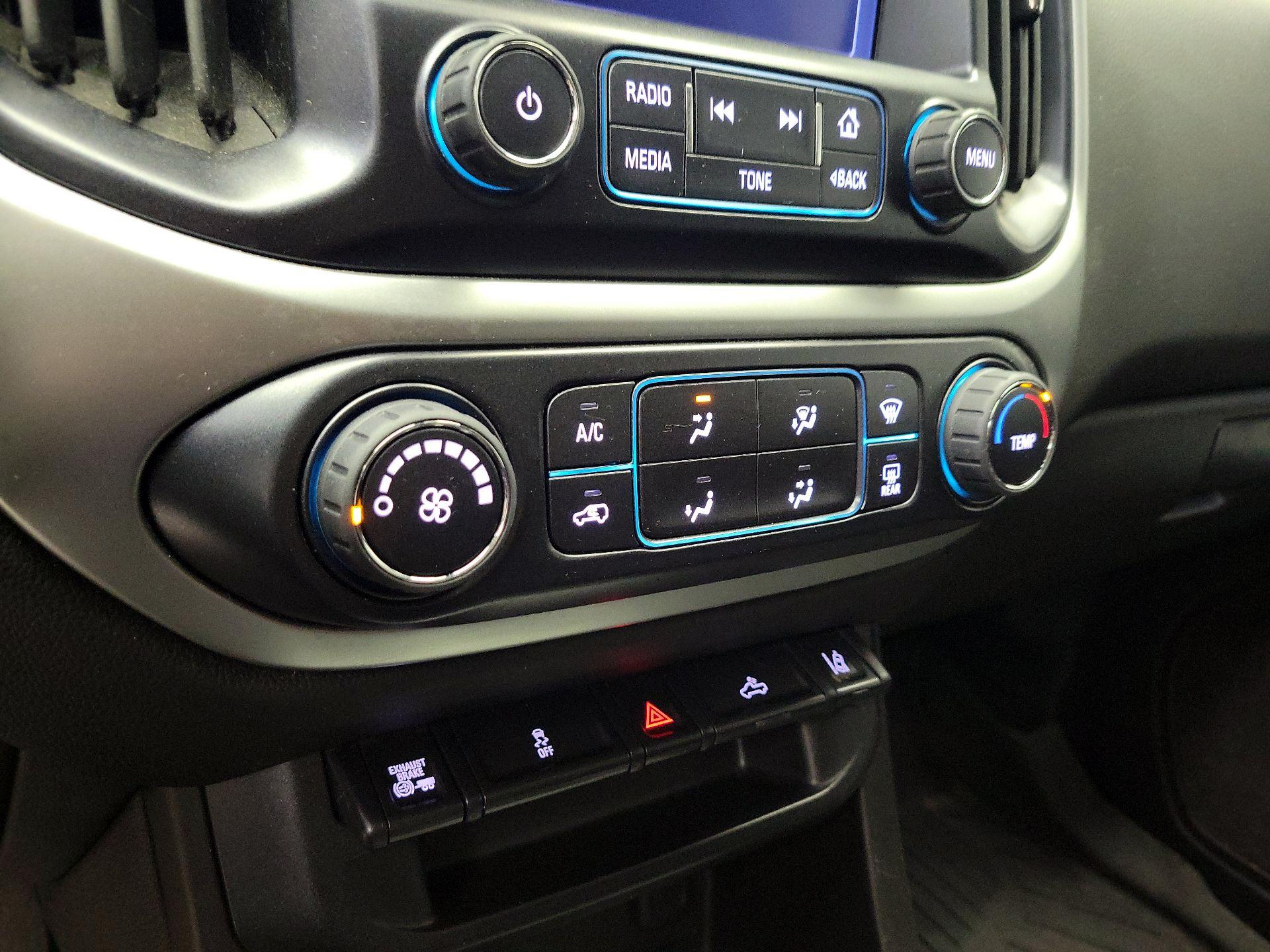 Thumbnail: 2016 Chevrolet Colorado - 16