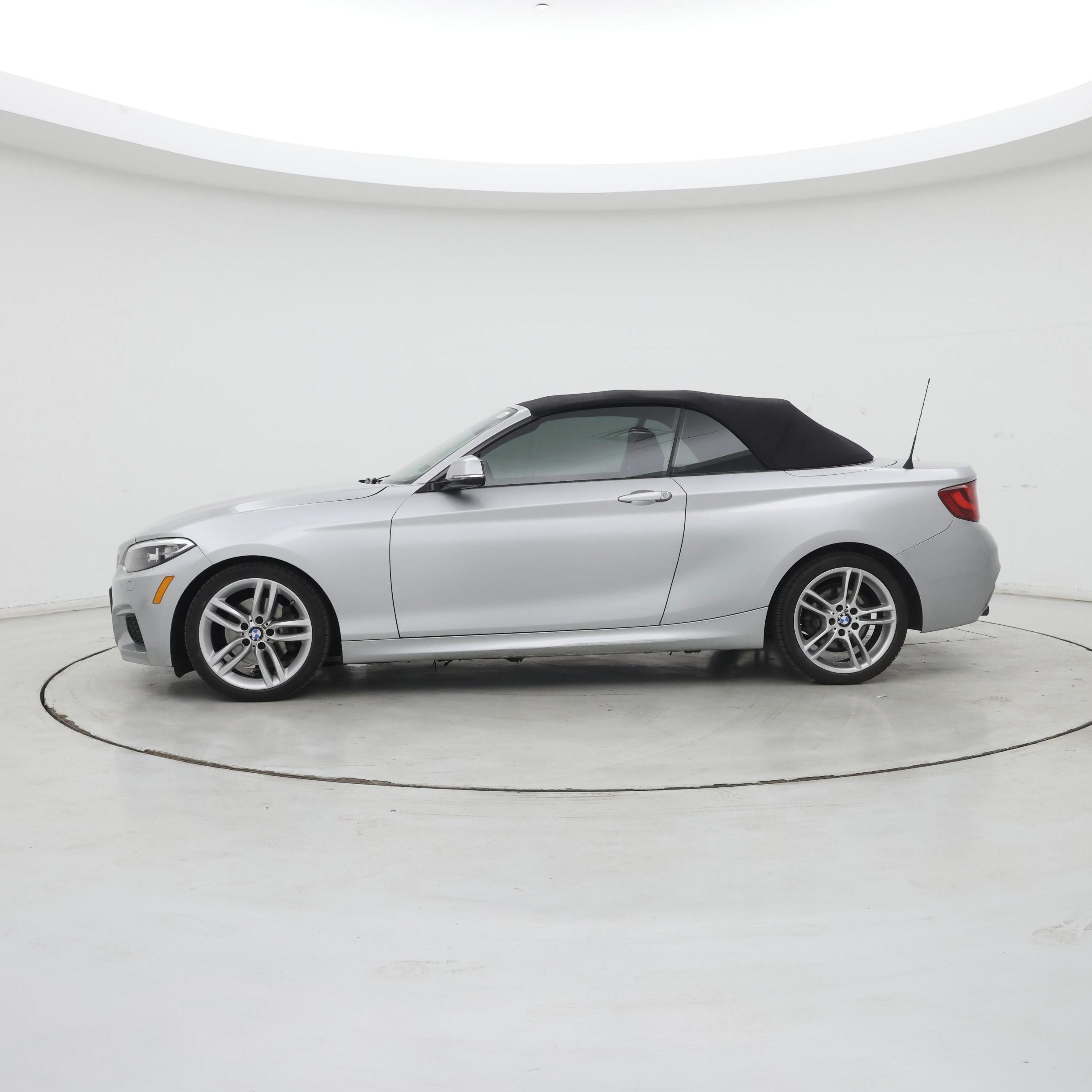 Thumbnail: 2015 BMW 2 Series - 3