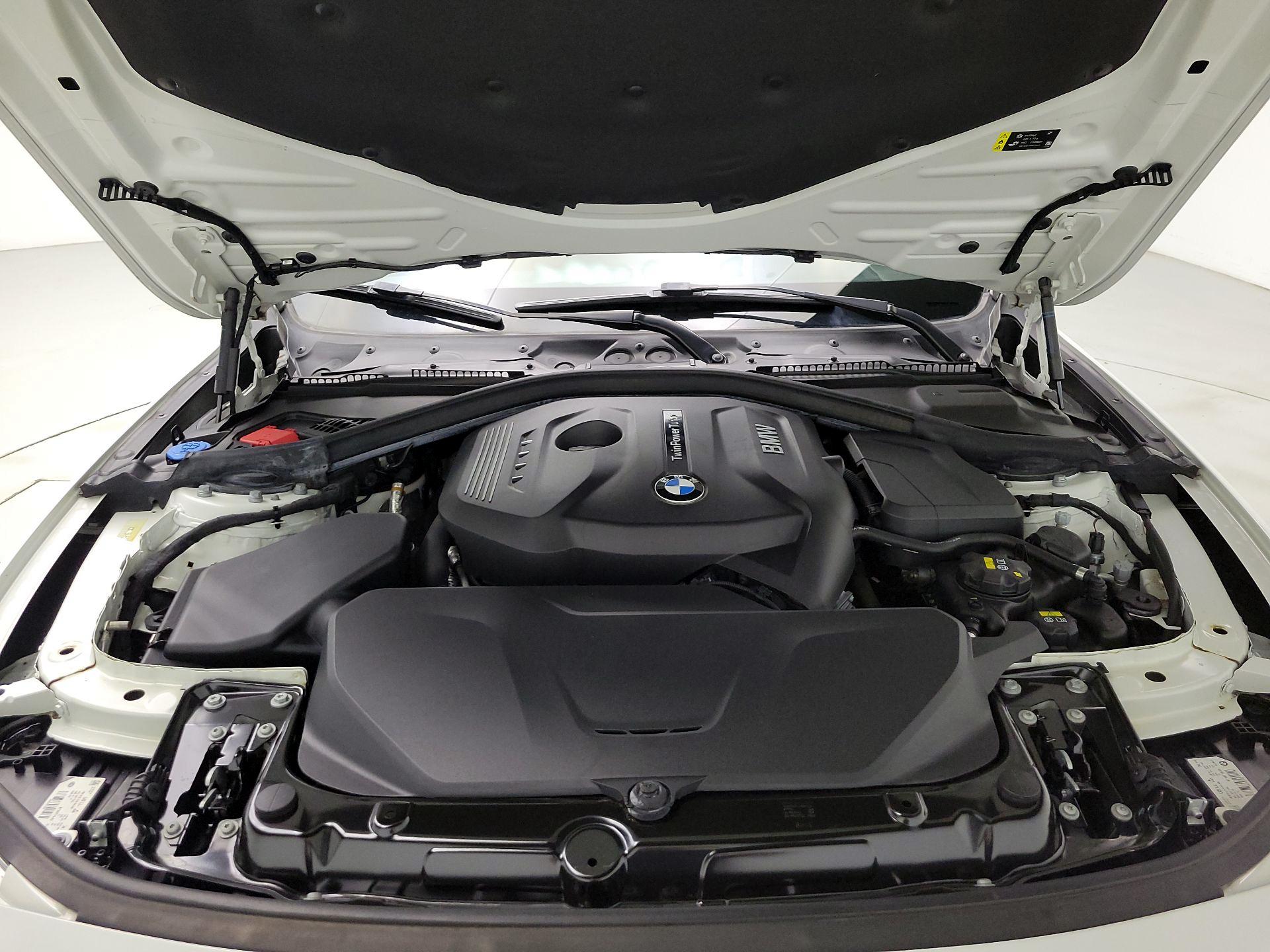 Thumbnail: 2018 BMW 3 Series - 20