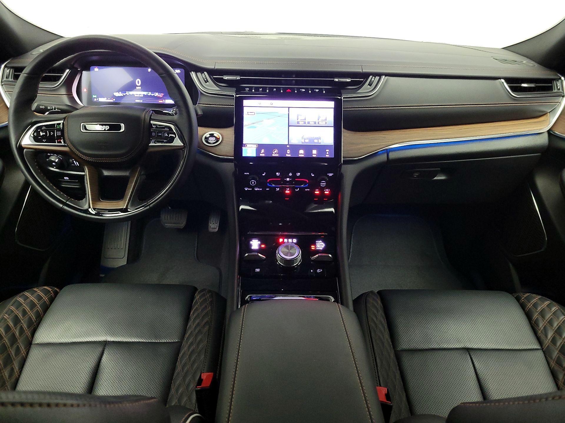 Thumbnail: 2025 Jeep Grand Cherokee L - 9