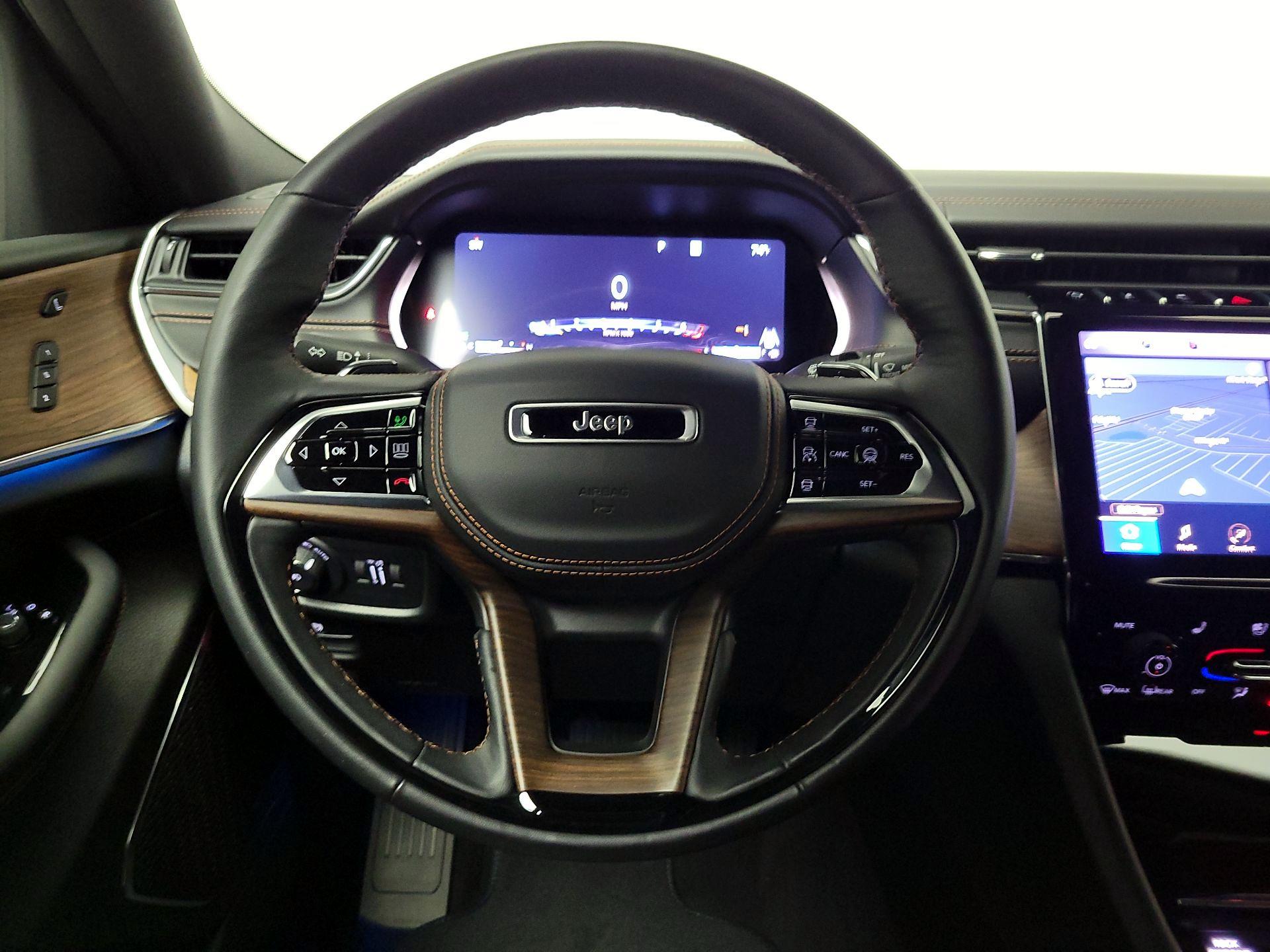 Thumbnail: 2025 Jeep Grand Cherokee L - 10