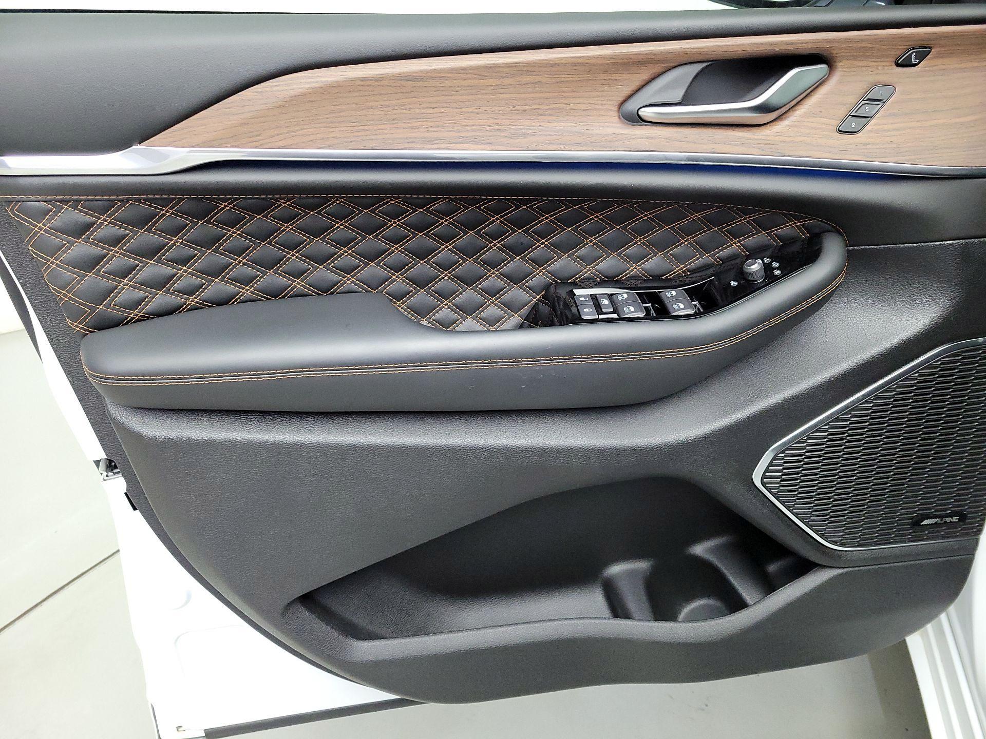 Thumbnail: 2025 Jeep Grand Cherokee L - 12