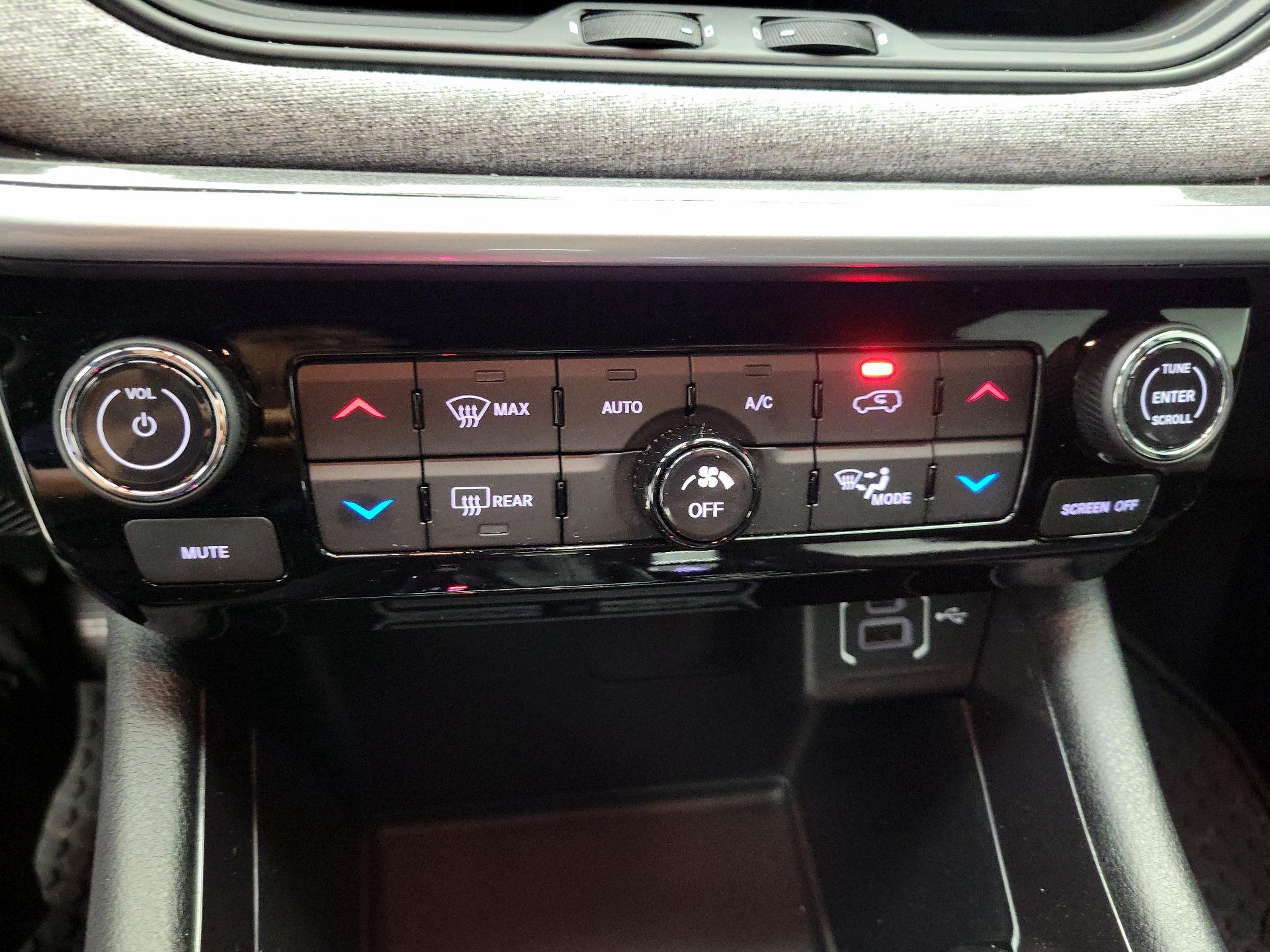 Thumbnail: 2023 Jeep Compass - 15
