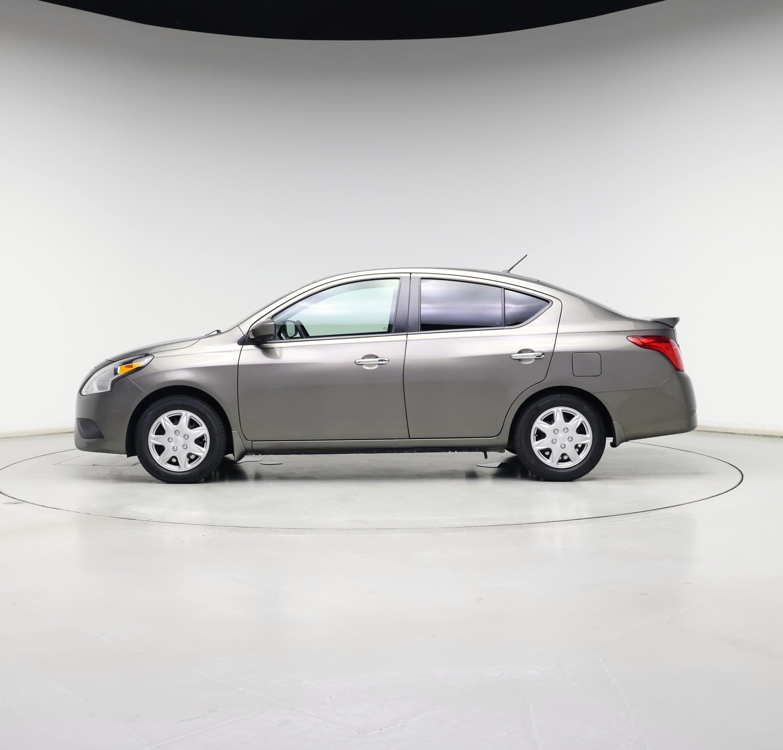 Thumbnail: 2015 Nissan Versa - 3