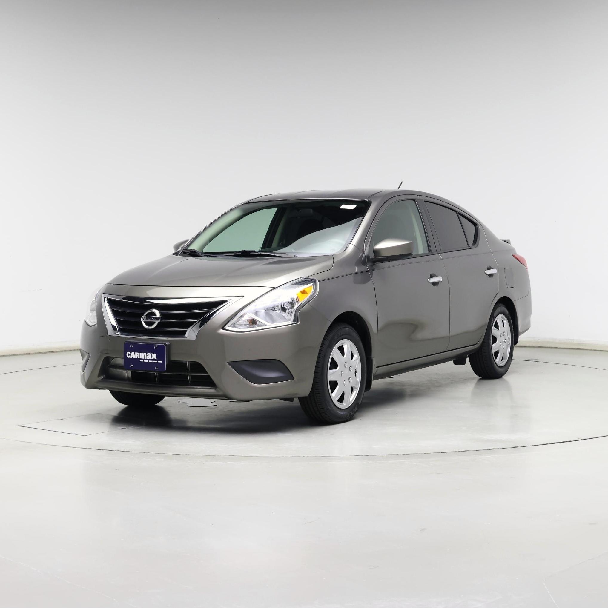 Thumbnail: 2015 Nissan Versa - 4