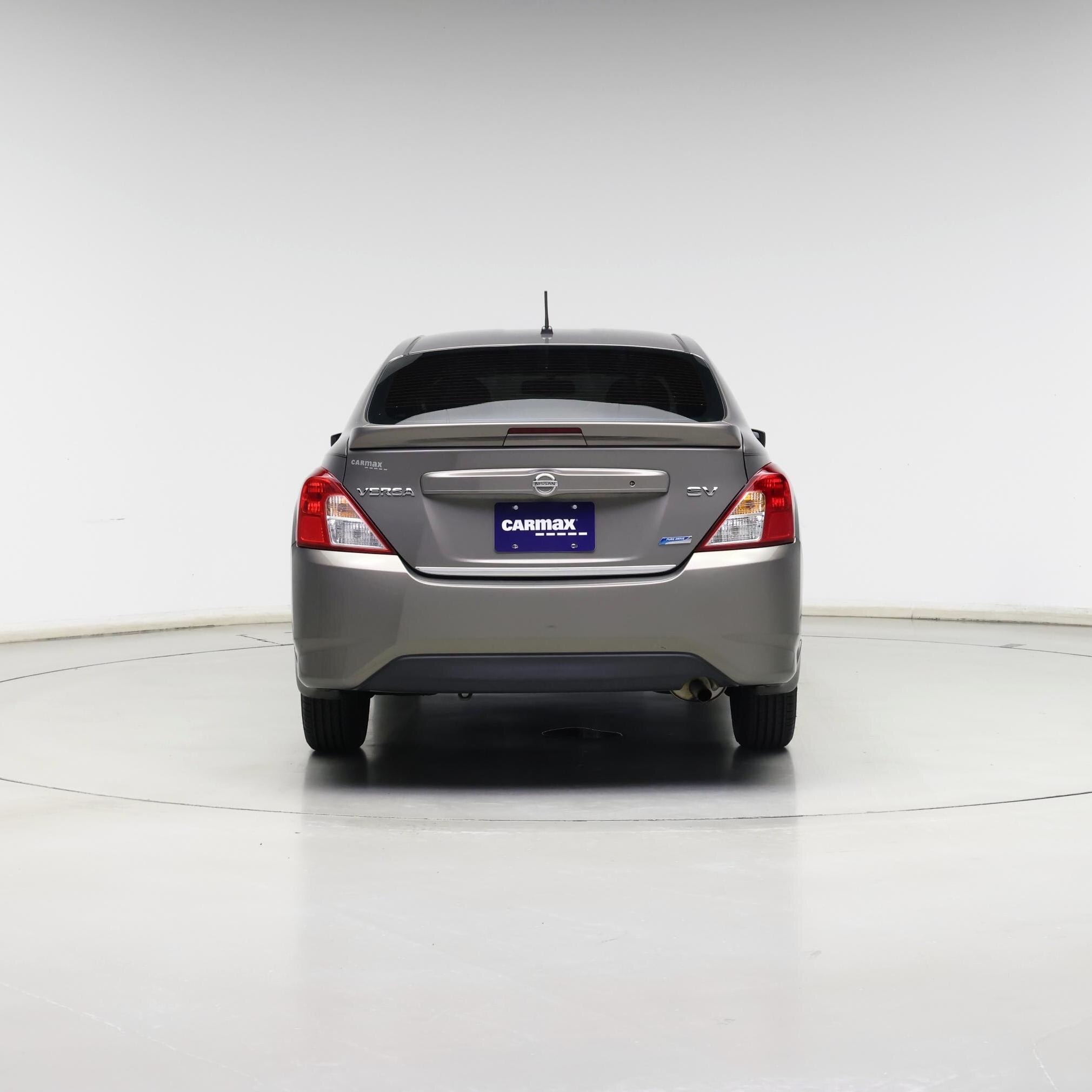 Thumbnail: 2015 Nissan Versa - 6