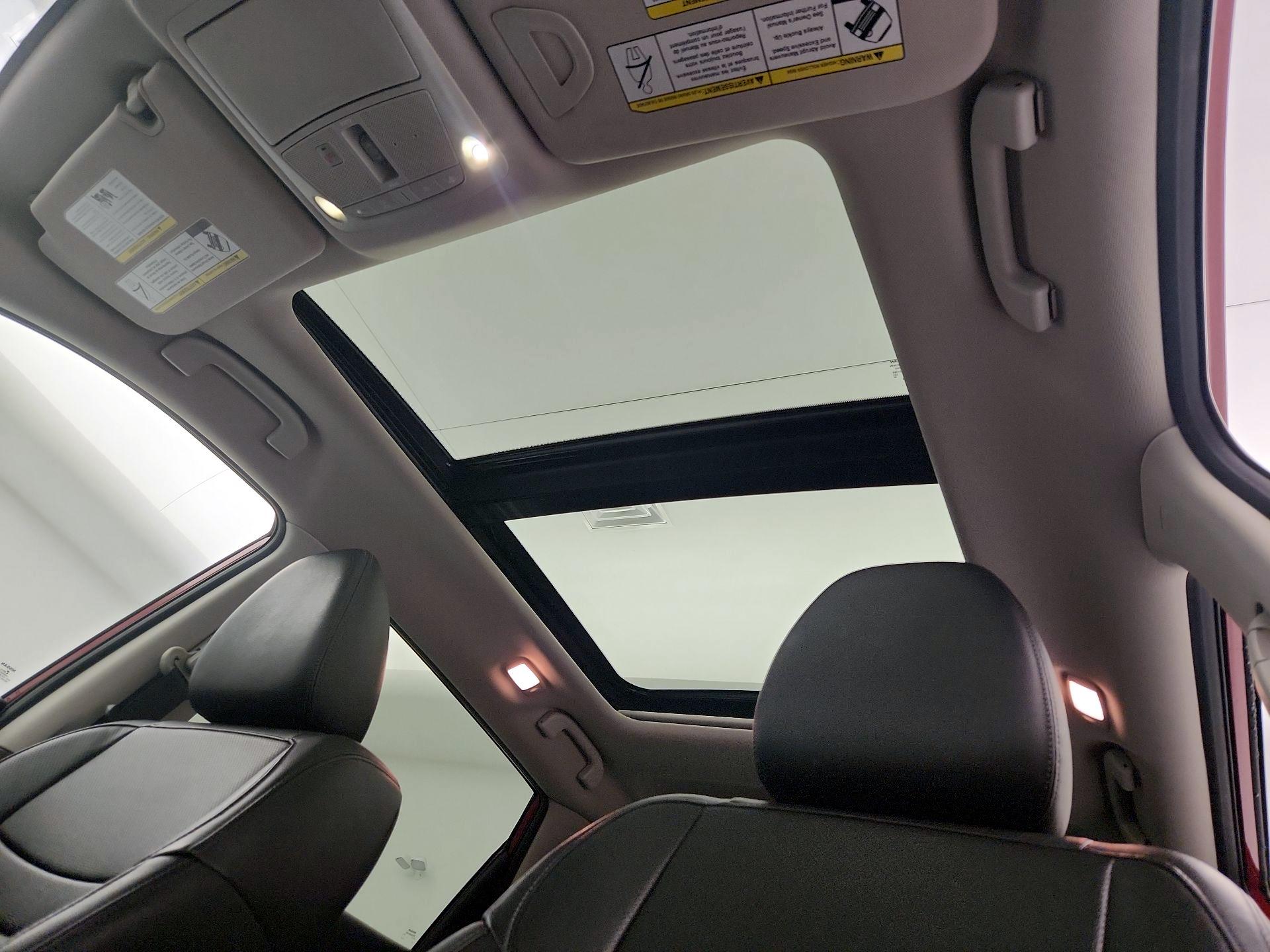 Thumbnail: 2019 Nissan Rogue - 20