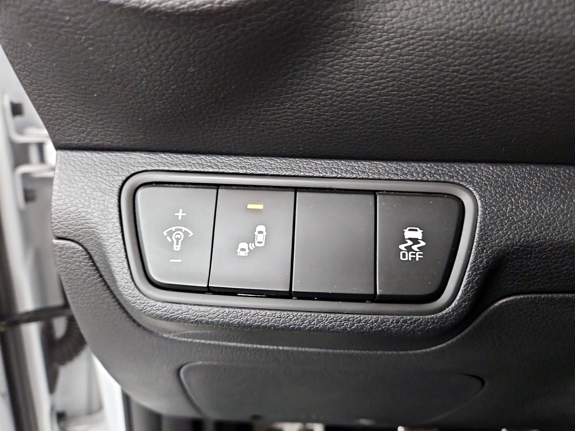 Thumbnail: 2024 Kia Forte - 13
