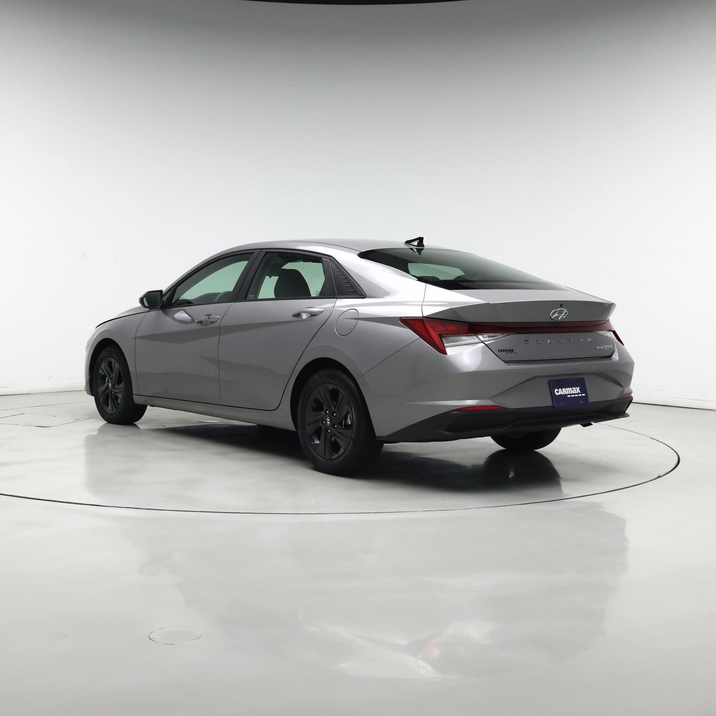 Thumbnail: 2023 Hyundai Elantra - 2