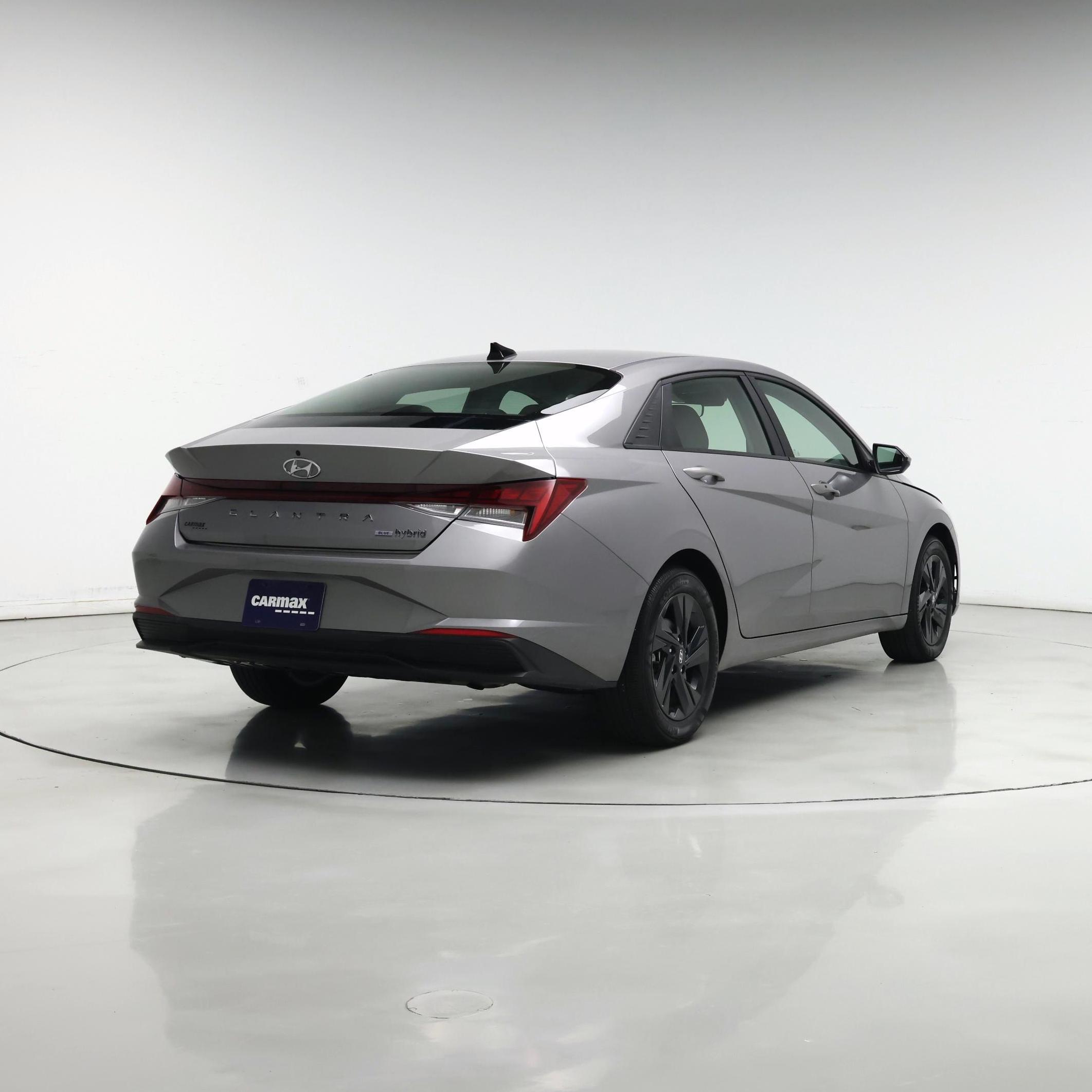 Thumbnail: 2023 Hyundai Elantra - 8