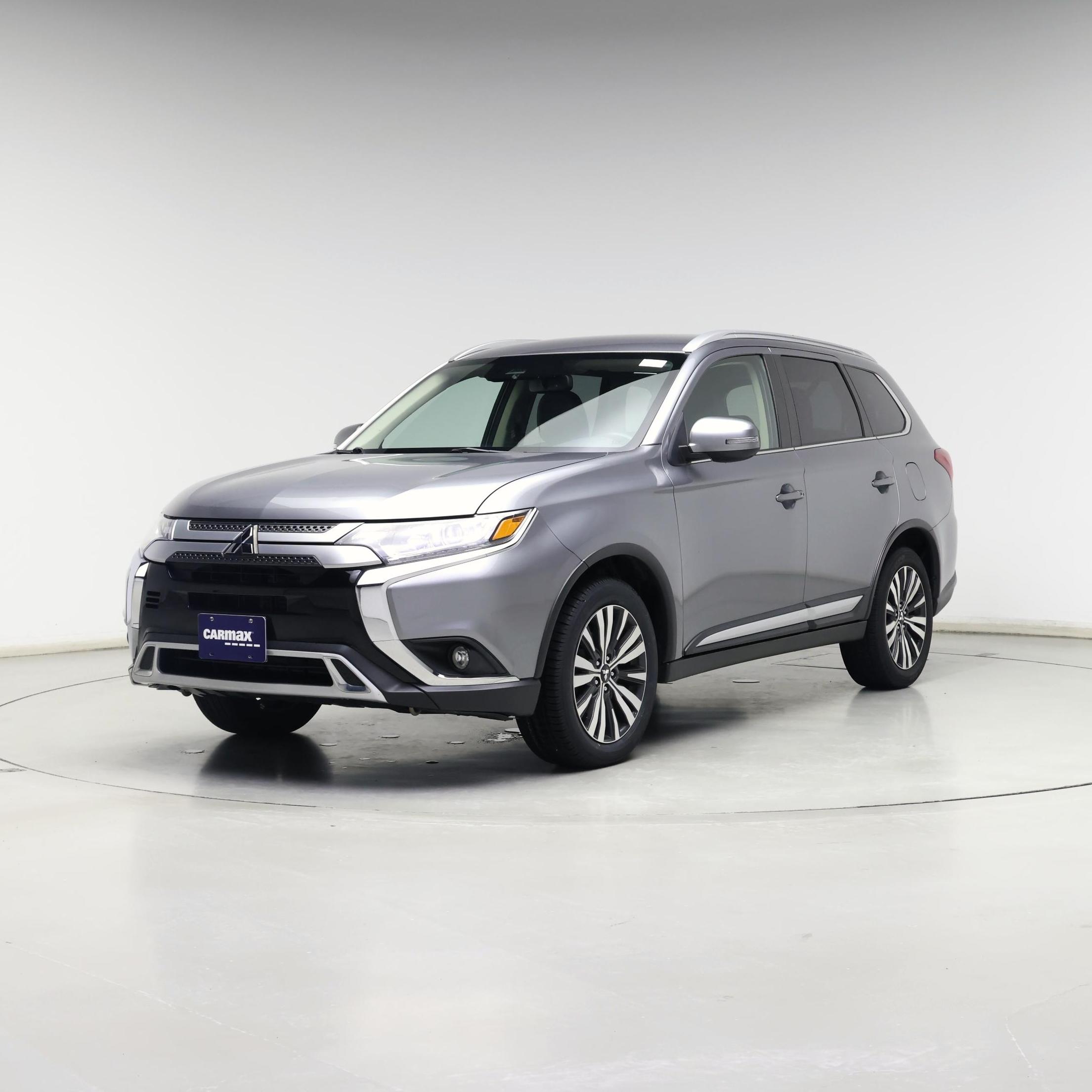 Thumbnail: 2020 Mitsubishi Outlander - 4