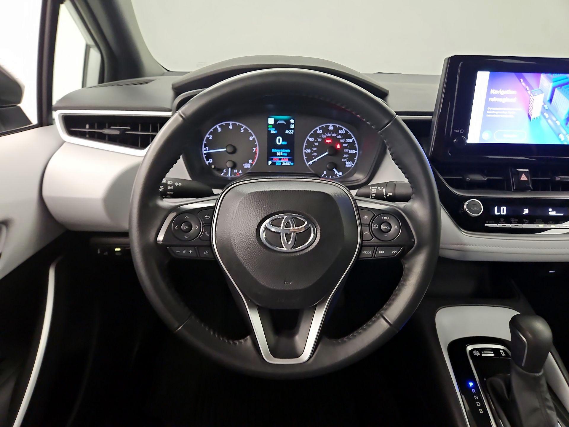 Thumbnail: 2025 Toyota Corolla - 10