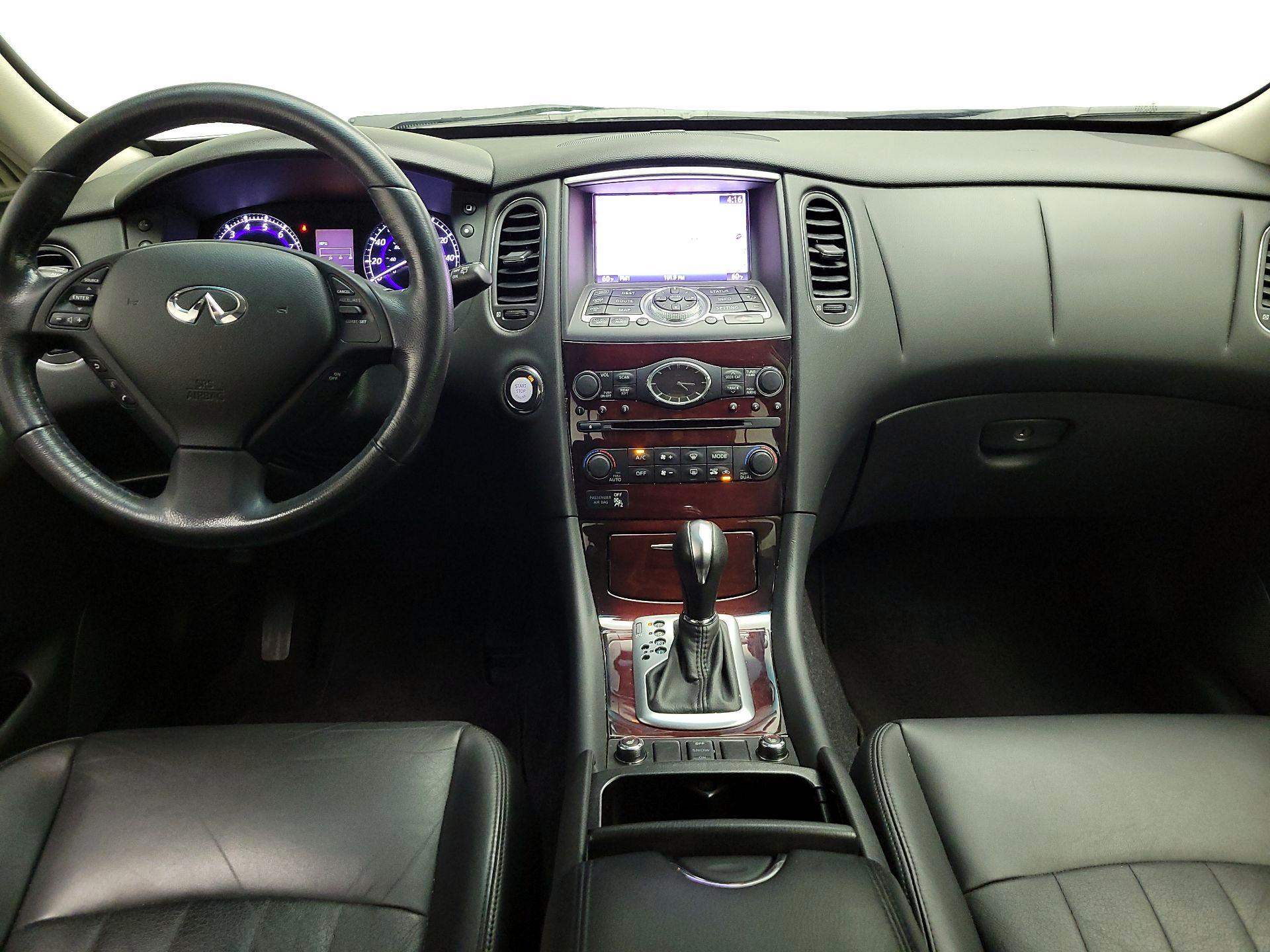 Thumbnail: 2017 INFINITI QX50 - 9
