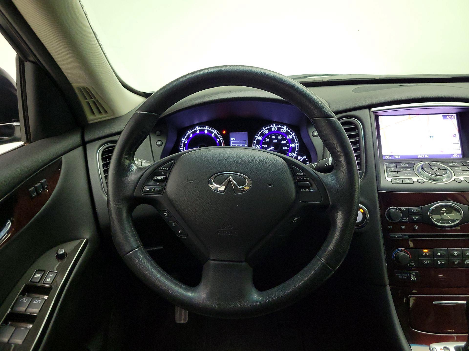 Thumbnail: 2017 INFINITI QX50 - 10