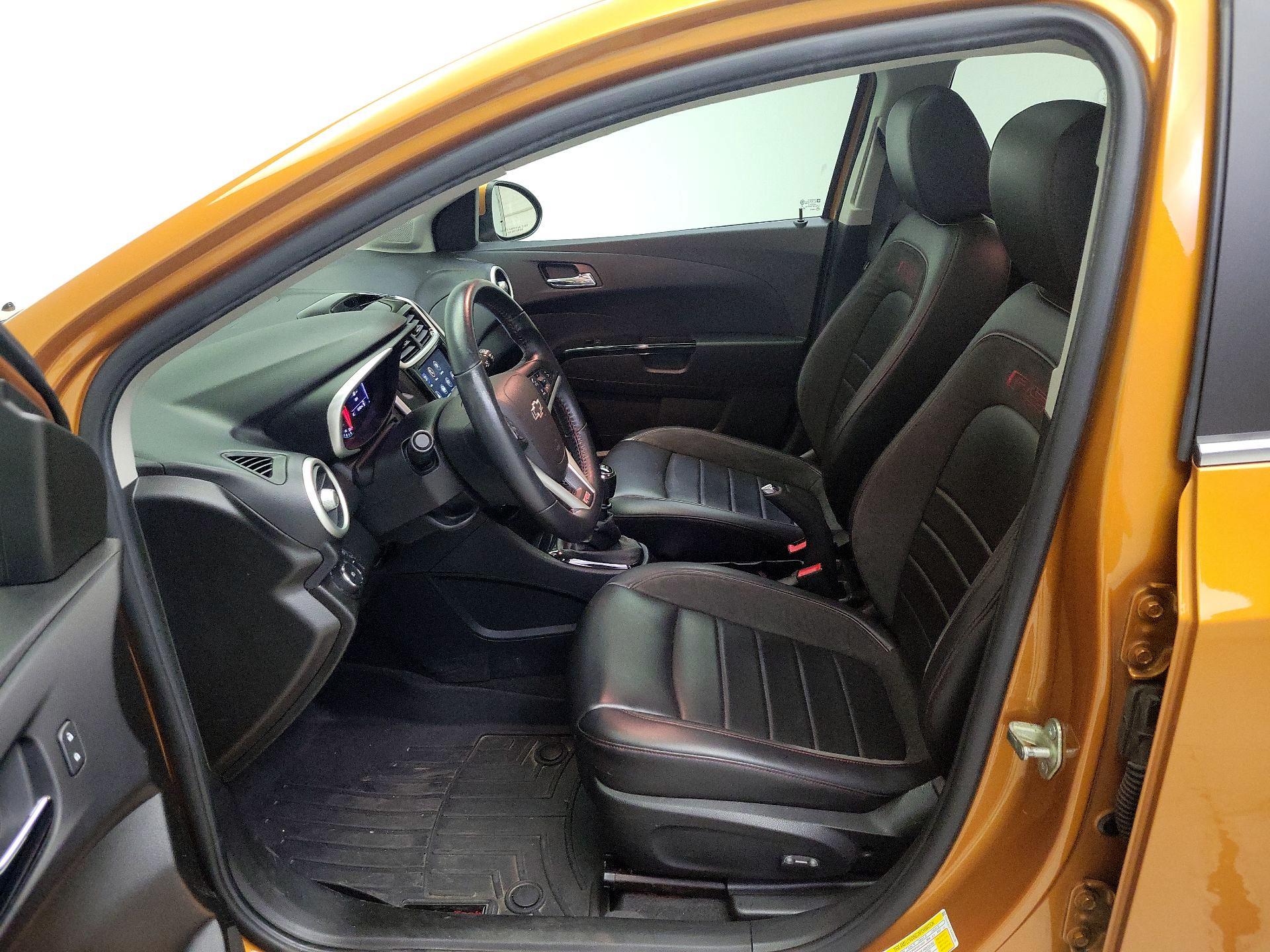 Thumbnail: 2019 Chevrolet Sonic - 11
