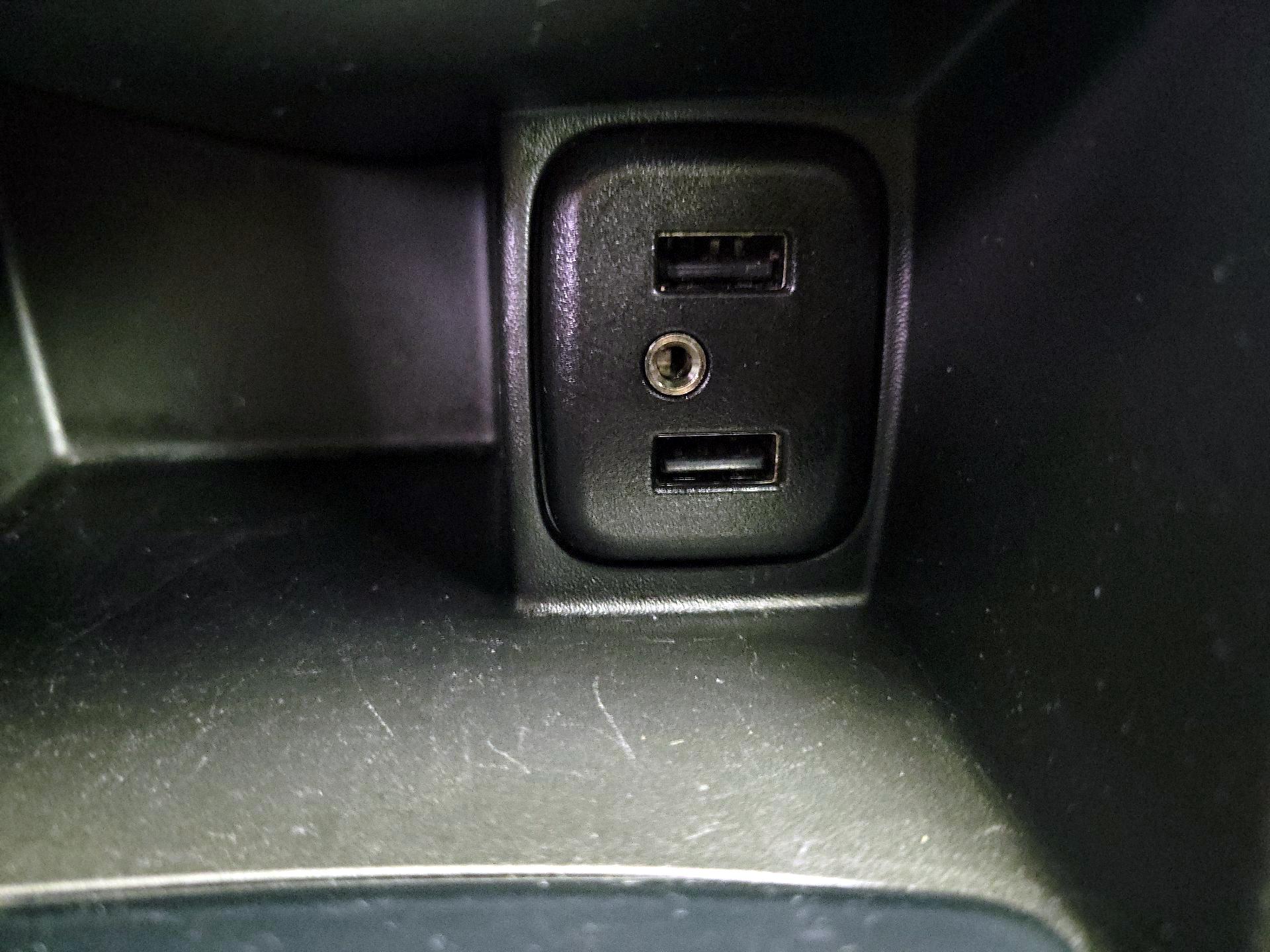 Thumbnail: 2019 Chevrolet Sonic - 18
