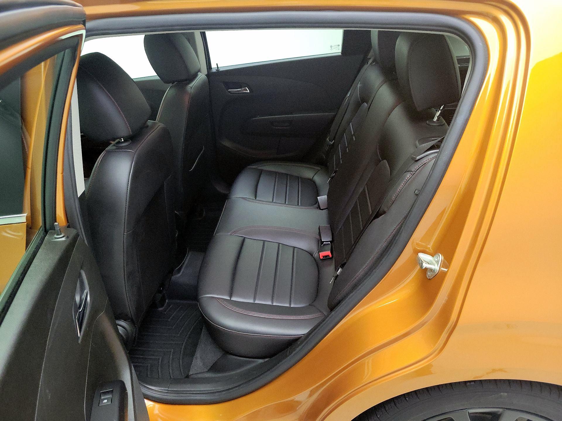 Thumbnail: 2019 Chevrolet Sonic - 20