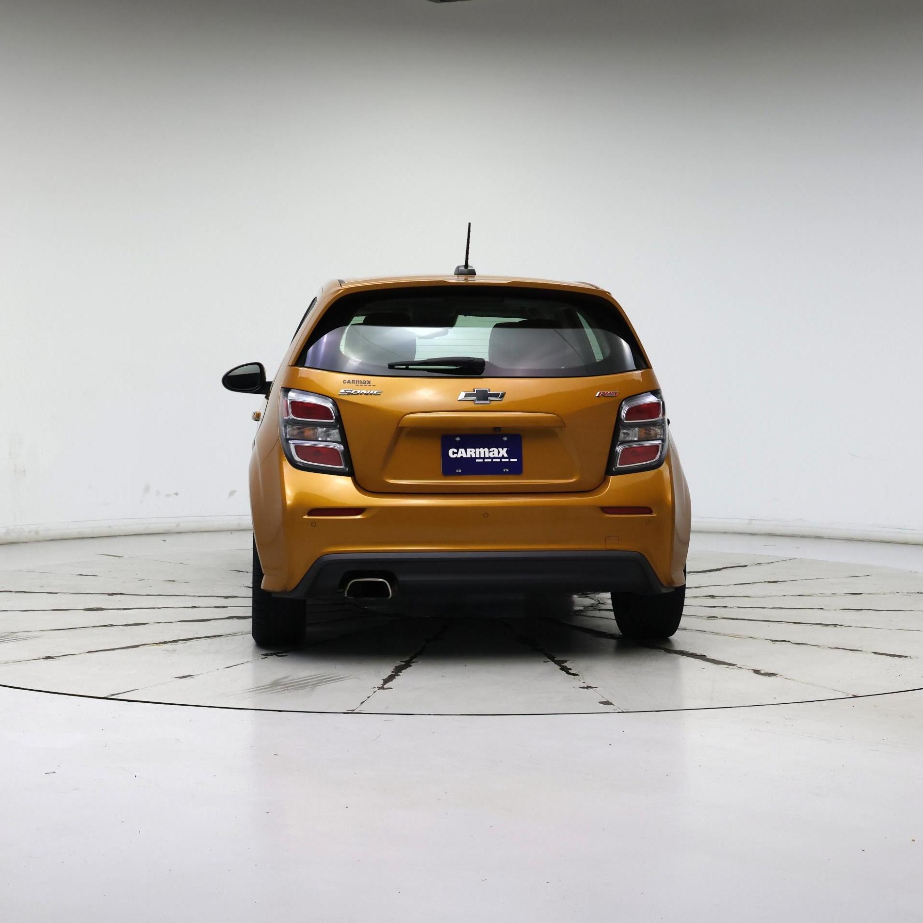 Thumbnail: 2019 Chevrolet Sonic - 6
