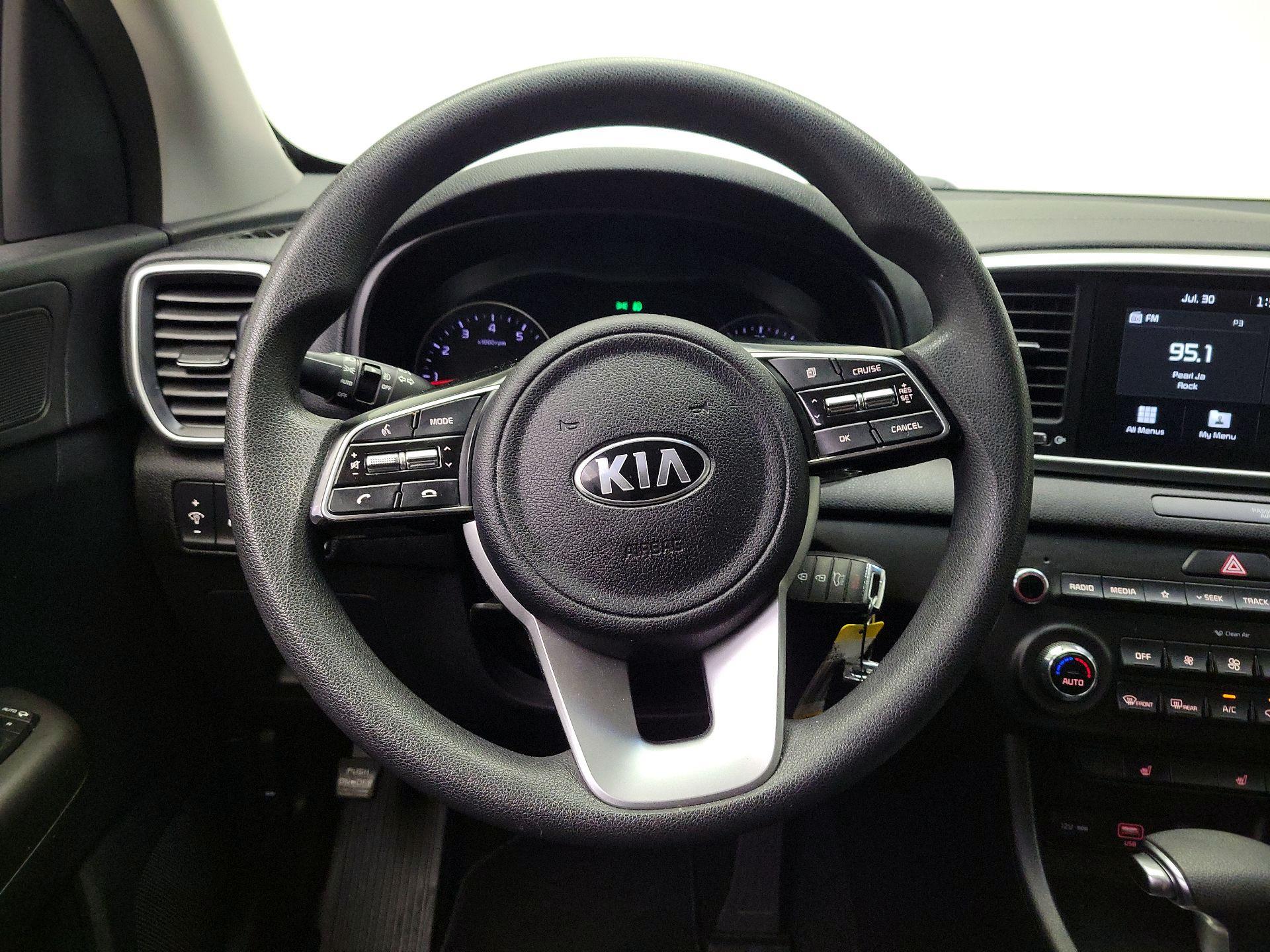 Thumbnail: 2020 Kia Sportage - 10