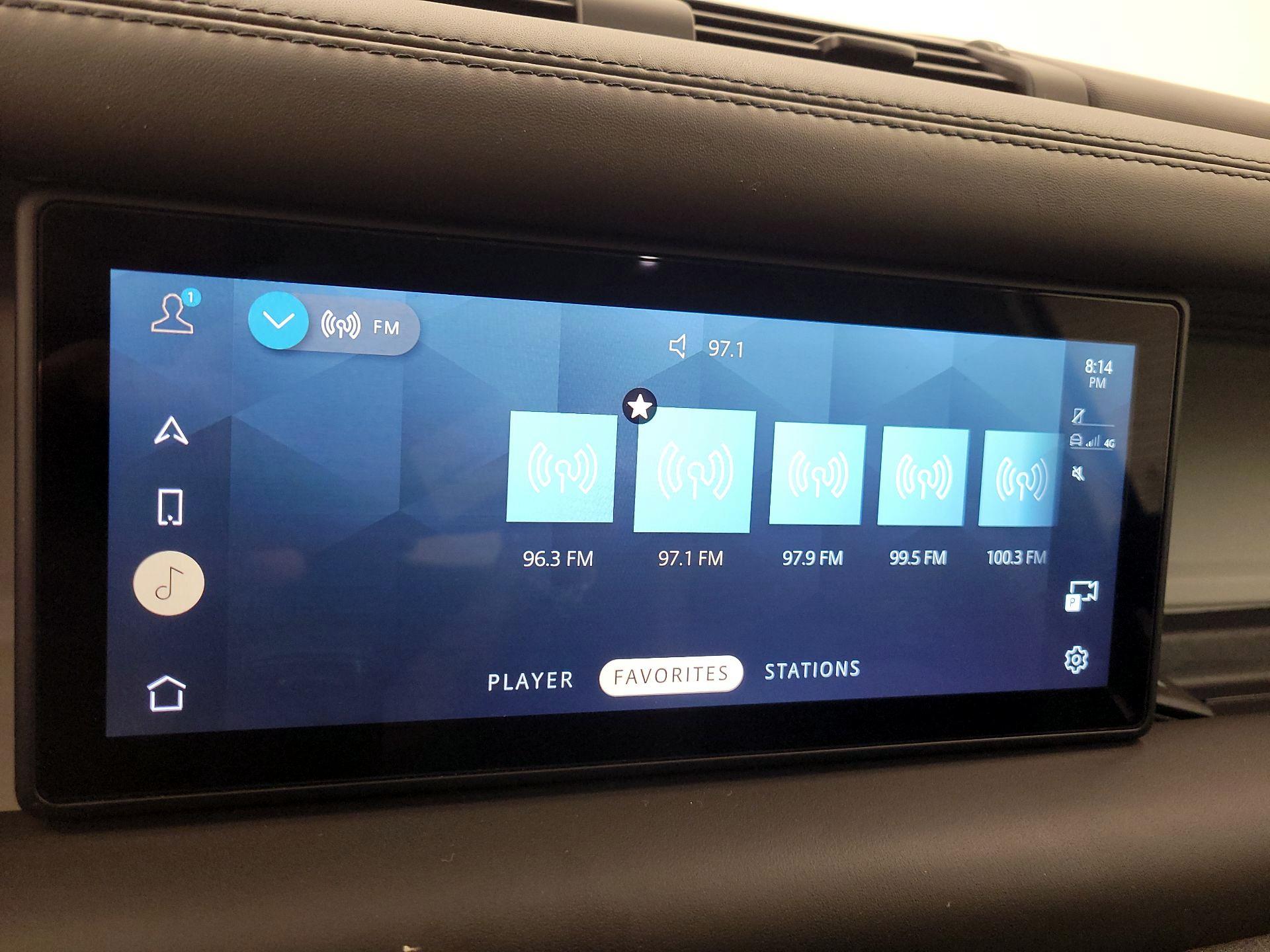 Thumbnail: 2020 Land Rover Defender - 15