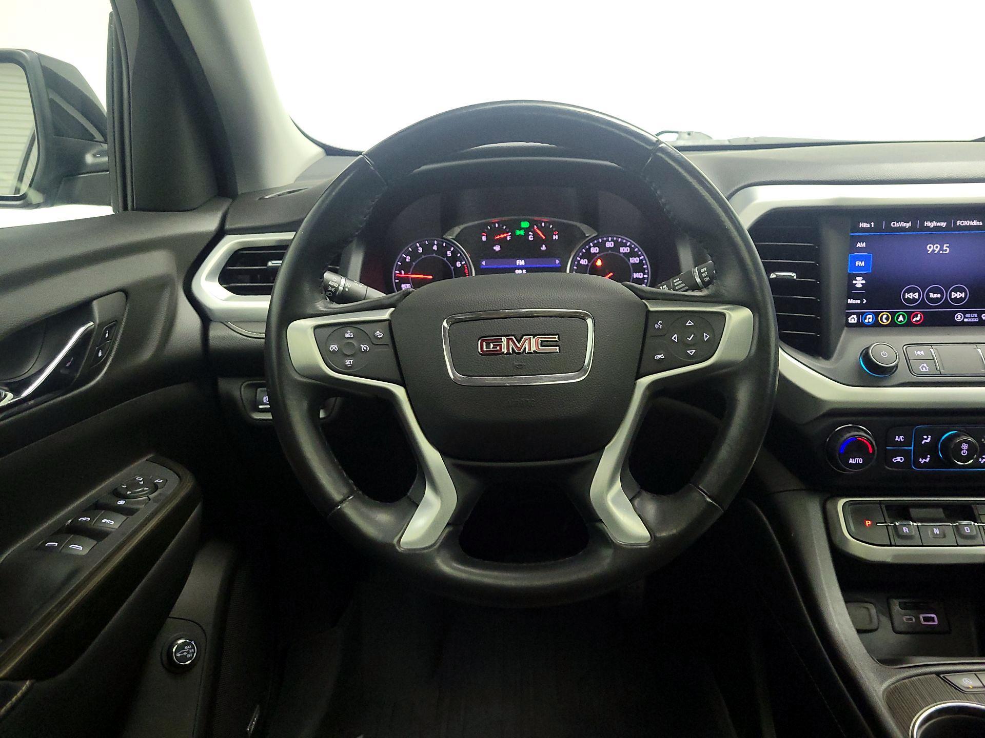 Thumbnail: 2022 GMC Acadia - 10
