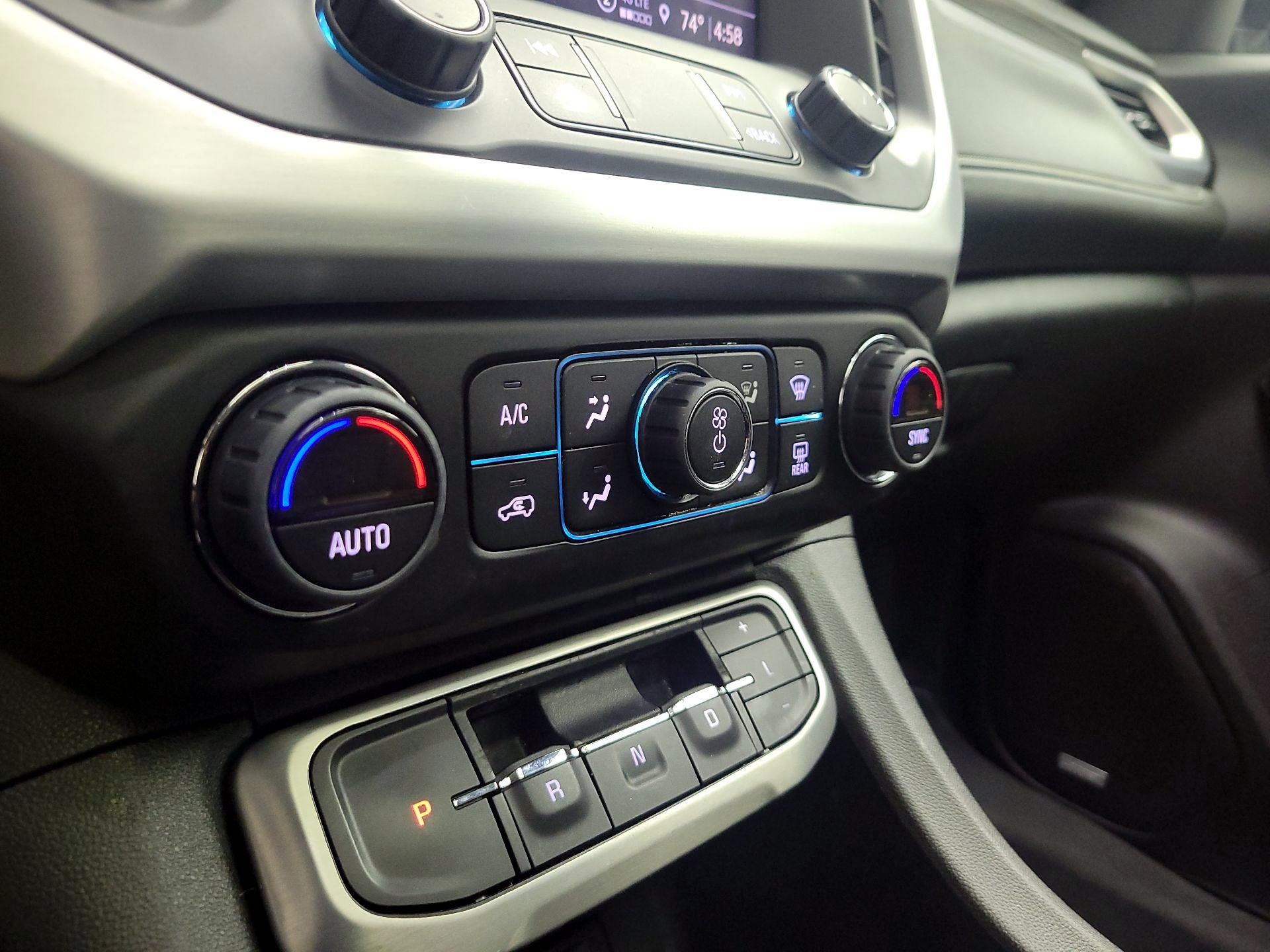 Thumbnail: 2022 GMC Acadia - 15