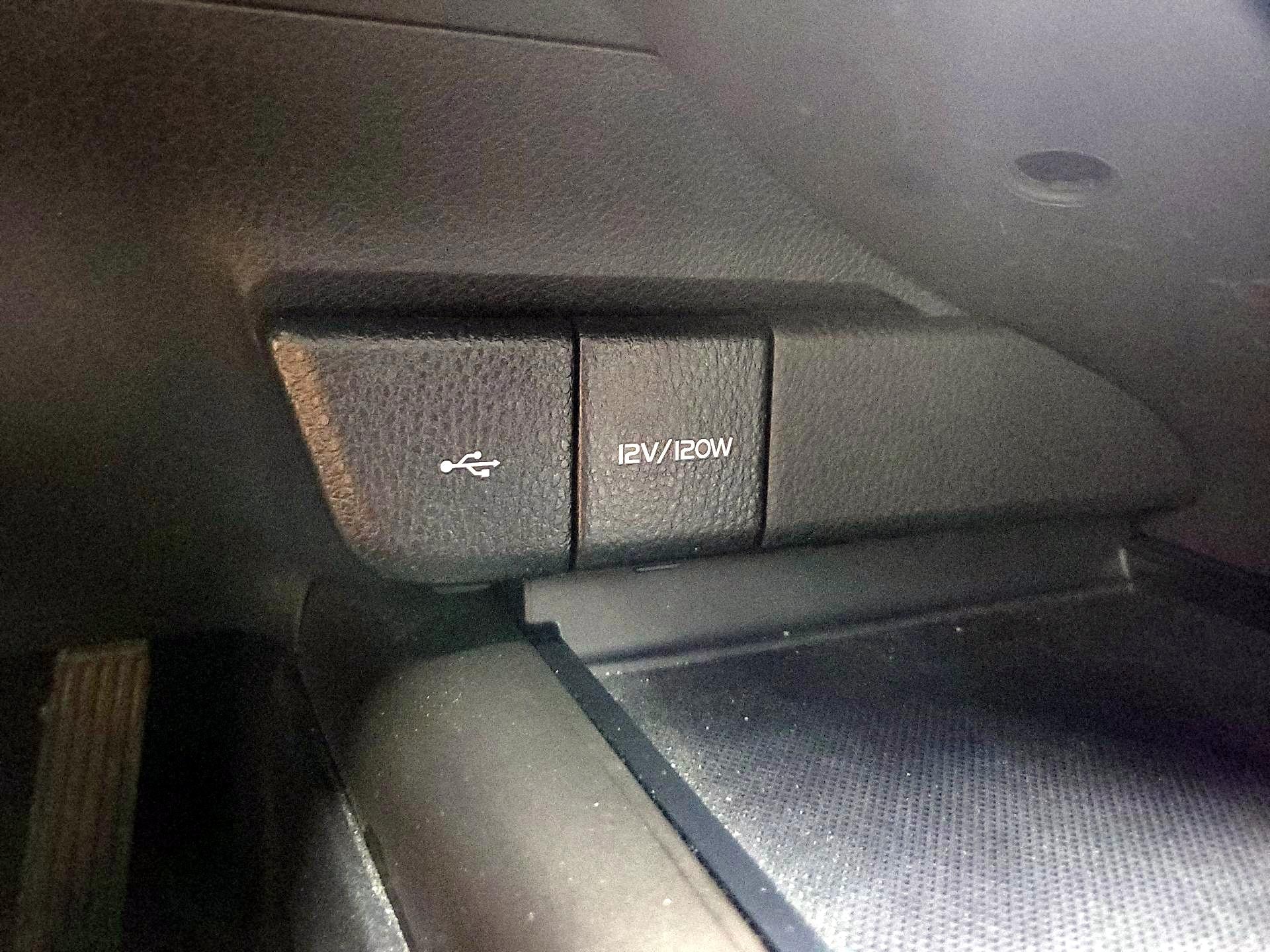 Thumbnail: 2021 Toyota Camry - 18