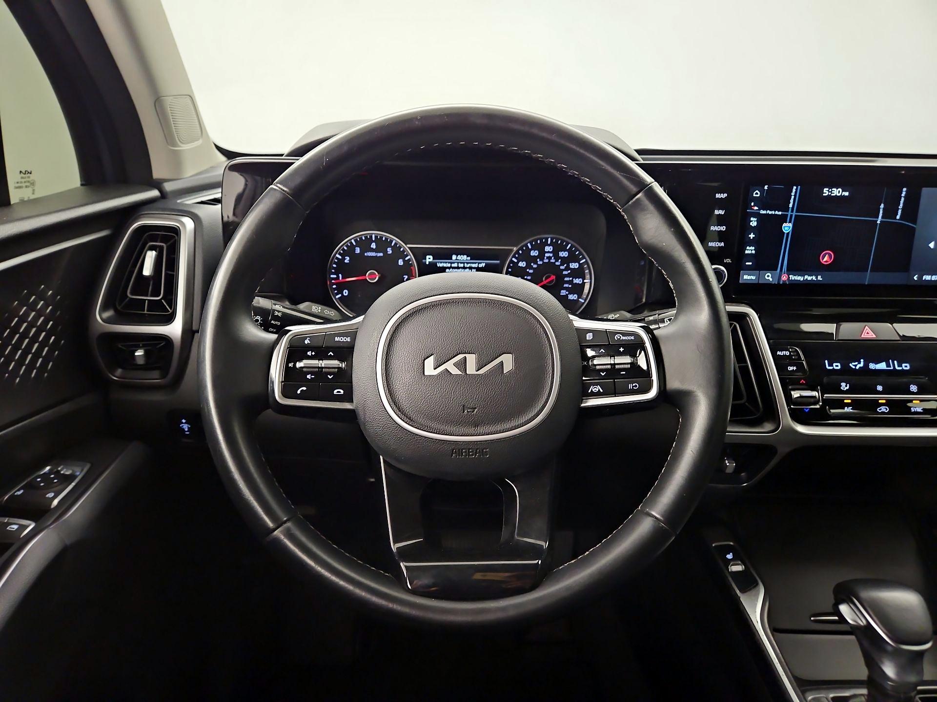 Thumbnail: 2022 Kia Sorento - 10