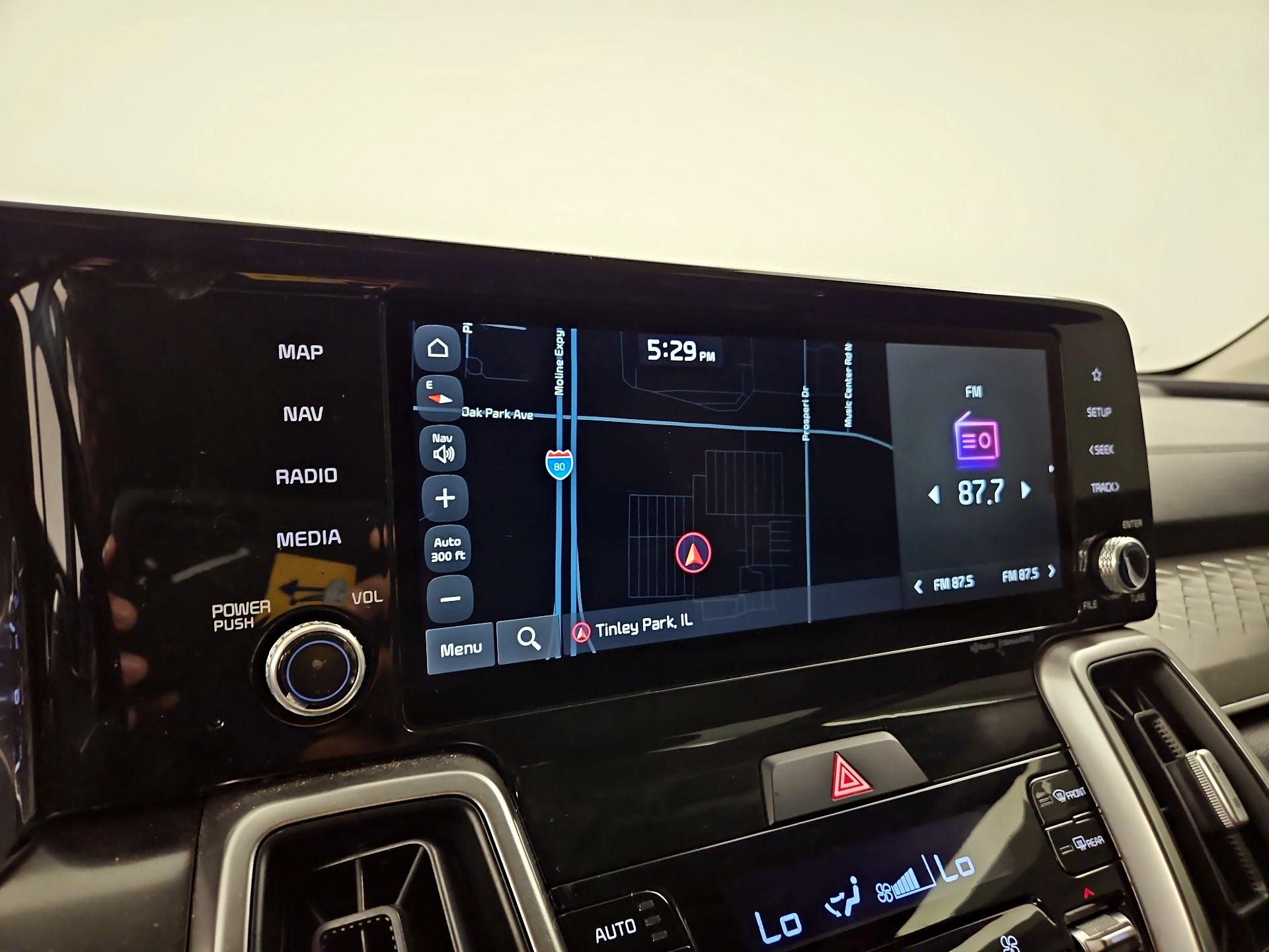 Thumbnail: 2022 Kia Sorento - 14