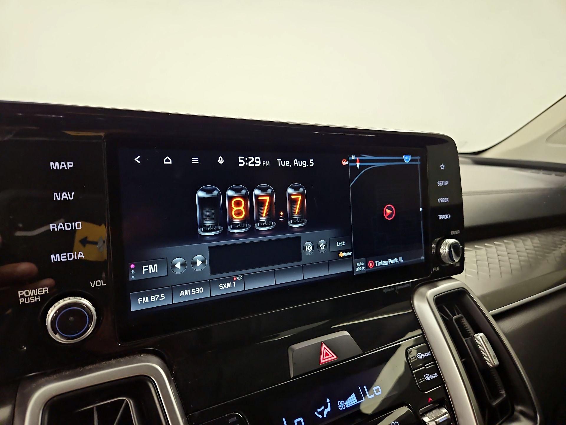 Thumbnail: 2022 Kia Sorento - 16